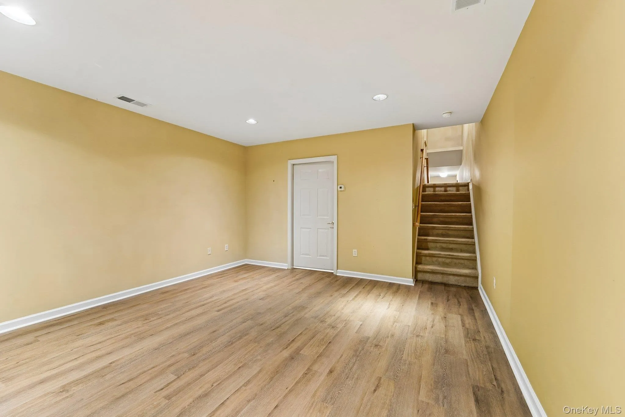 122 Crystal Hill Drive, Haverstraw, NY, 2 Bedrooms Bedrooms, 7 Rooms Rooms,1 BathroomBathrooms,Residential,For Rent,Crystal Hill,0,1042924 122 Crystal Hill Drive, Haverstraw, NY, 2 Bedrooms Bedrooms, 7 Rooms Rooms,1 BathroomBathrooms,Residential,For Rent,Crystal Hill,0,1042924