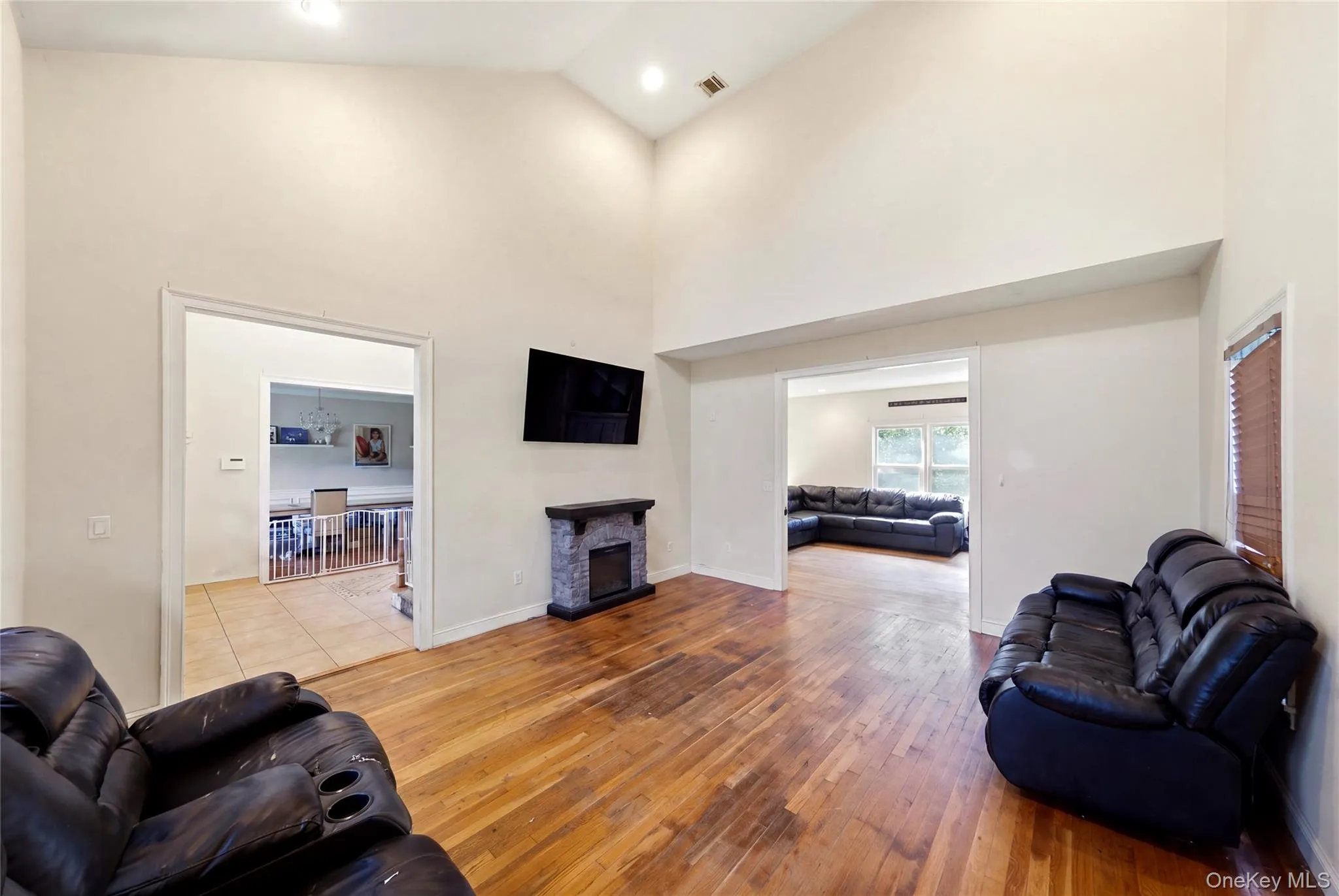 204 Melrose Parkway, Brookhaven, NY, 4 Bedrooms Bedrooms, 9 Rooms Rooms,2 BathroomsBathrooms,Residential,For Rent,Melrose,0,1042925 204 Melrose Parkway, Brookhaven, NY, 4 Bedrooms Bedrooms, 9 Rooms Rooms,2 BathroomsBathrooms,Residential,For Rent,Melrose,0,1042925