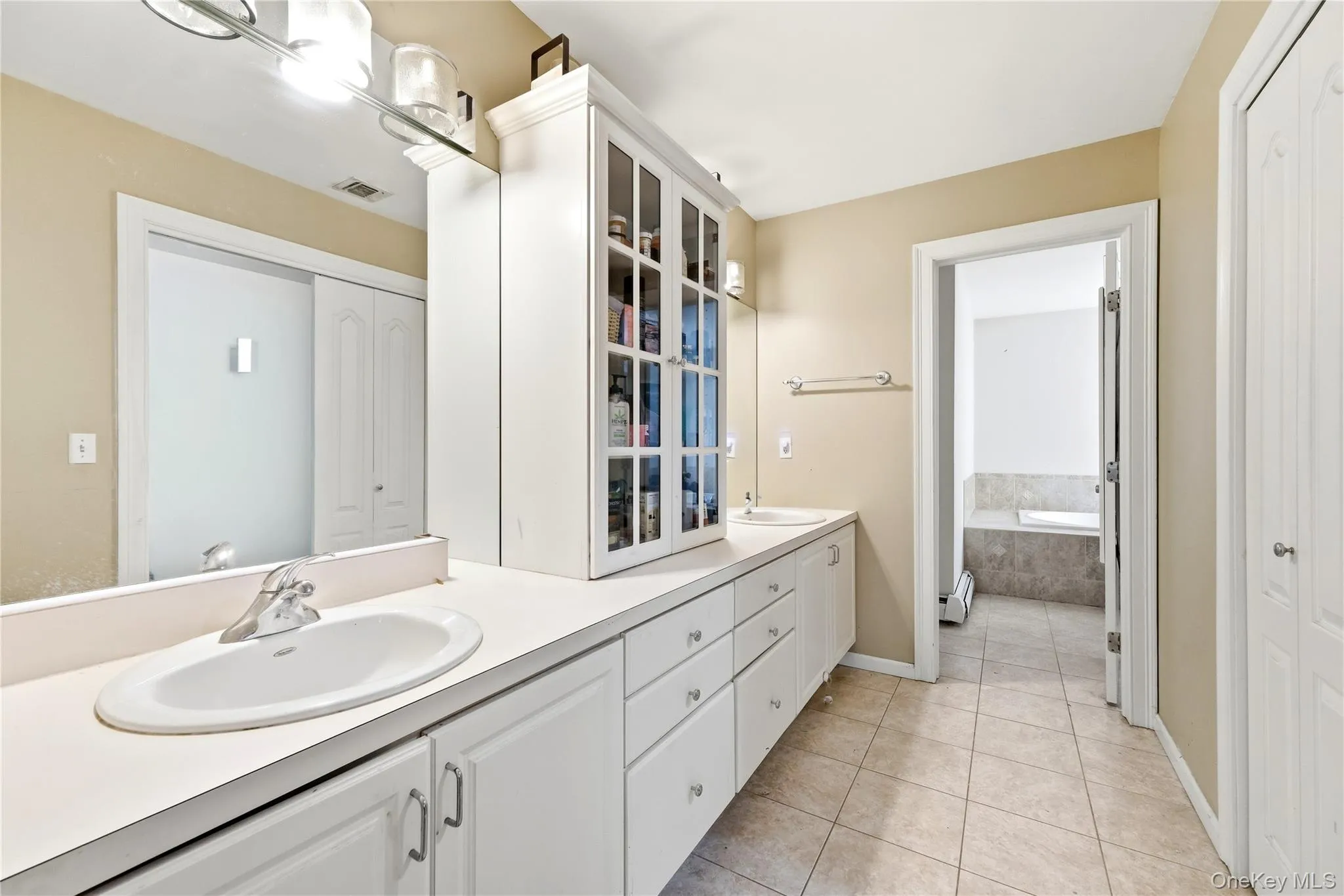 204 Melrose Parkway, Brookhaven, NY, 4 Bedrooms Bedrooms, 9 Rooms Rooms,2 BathroomsBathrooms,Residential,For Rent,Melrose,0,1042925 204 Melrose Parkway, Brookhaven, NY, 4 Bedrooms Bedrooms, 9 Rooms Rooms,2 BathroomsBathrooms,Residential,For Rent,Melrose,0,1042925