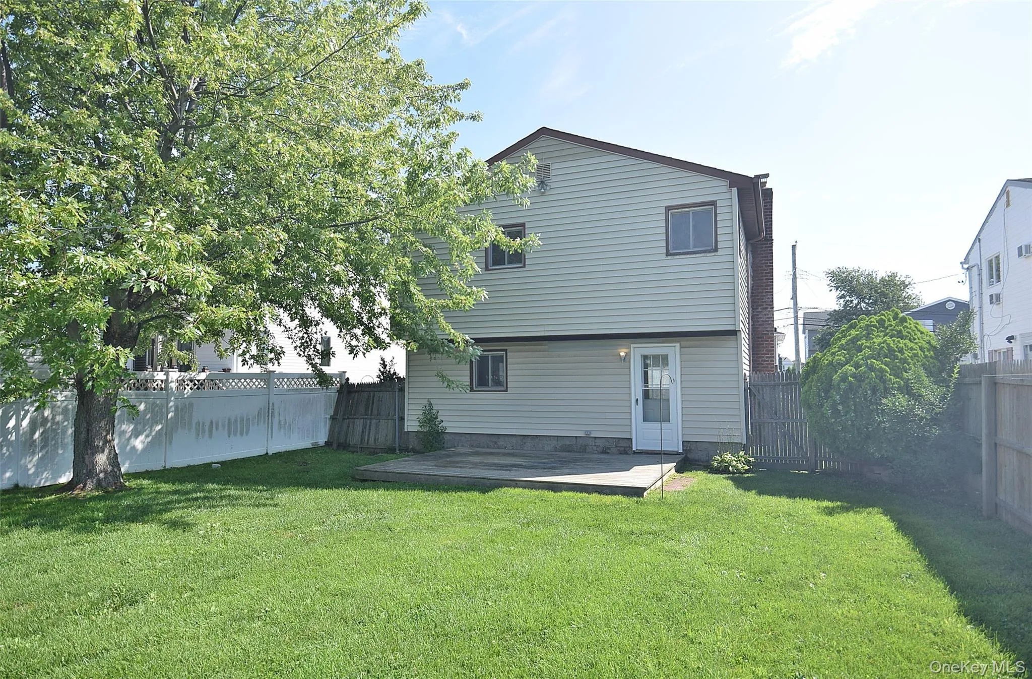 855 Surf Street, Babylon, NY, 3 Bedrooms Bedrooms, 7 Rooms Rooms,1 BathroomBathrooms,Residential Lease,For Rent,Surf,0,1042926 855 Surf Street, Babylon, NY, 3 Bedrooms Bedrooms, 7 Rooms Rooms,1 BathroomBathrooms,Residential Lease,For Rent,Surf,0,1042926