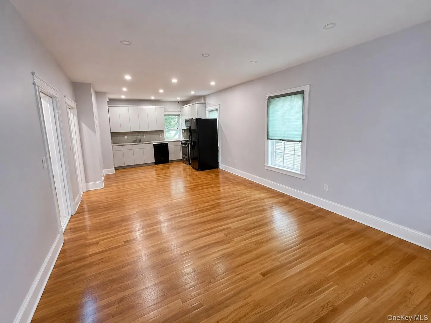 8755 114th Street, New York, NY, 3 Bedrooms Bedrooms, 7 Rooms Rooms,2 BathroomsBathrooms,Residential Lease,For Rent,114th,0,1042927 8755 114th Street, New York, NY, 3 Bedrooms Bedrooms, 7 Rooms Rooms,2 BathroomsBathrooms,Residential Lease,For Rent,114th,0,1042927
