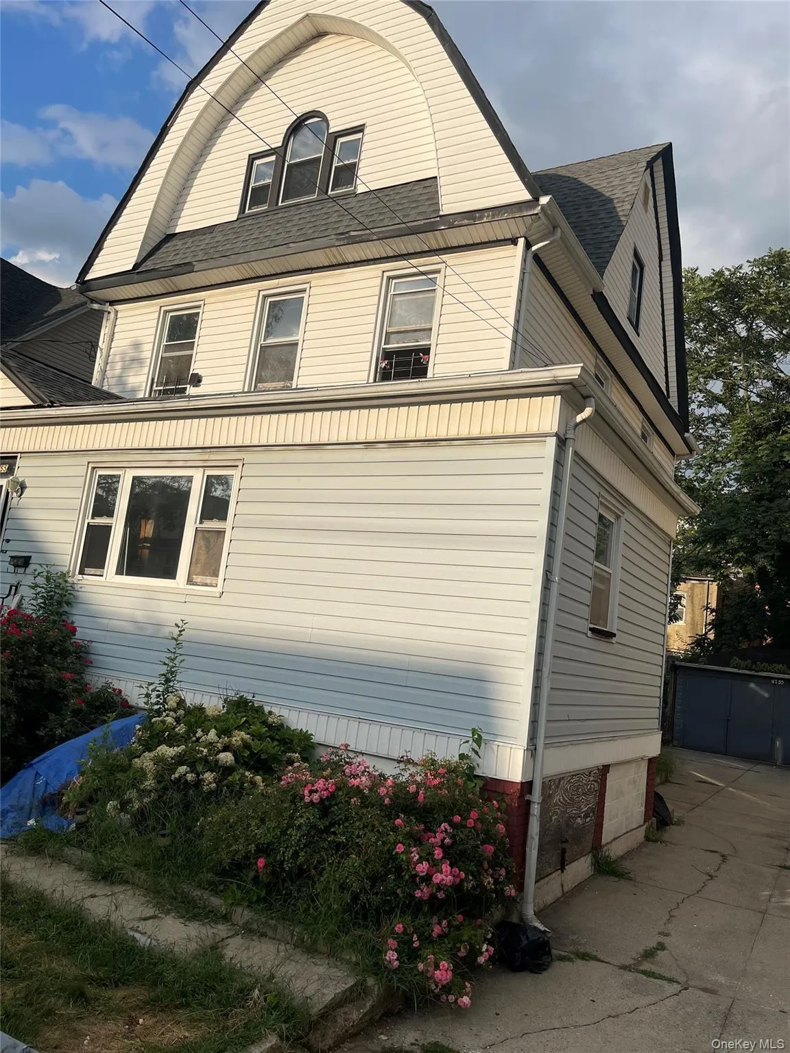 8755 114th Street, New York, NY, 3 Bedrooms Bedrooms, 7 Rooms Rooms,2 BathroomsBathrooms,Residential Lease,For Rent,114th,0,1042927 8755 114th Street, New York, NY, 3 Bedrooms Bedrooms, 7 Rooms Rooms,2 BathroomsBathrooms,Residential Lease,For Rent,114th,0,1042927