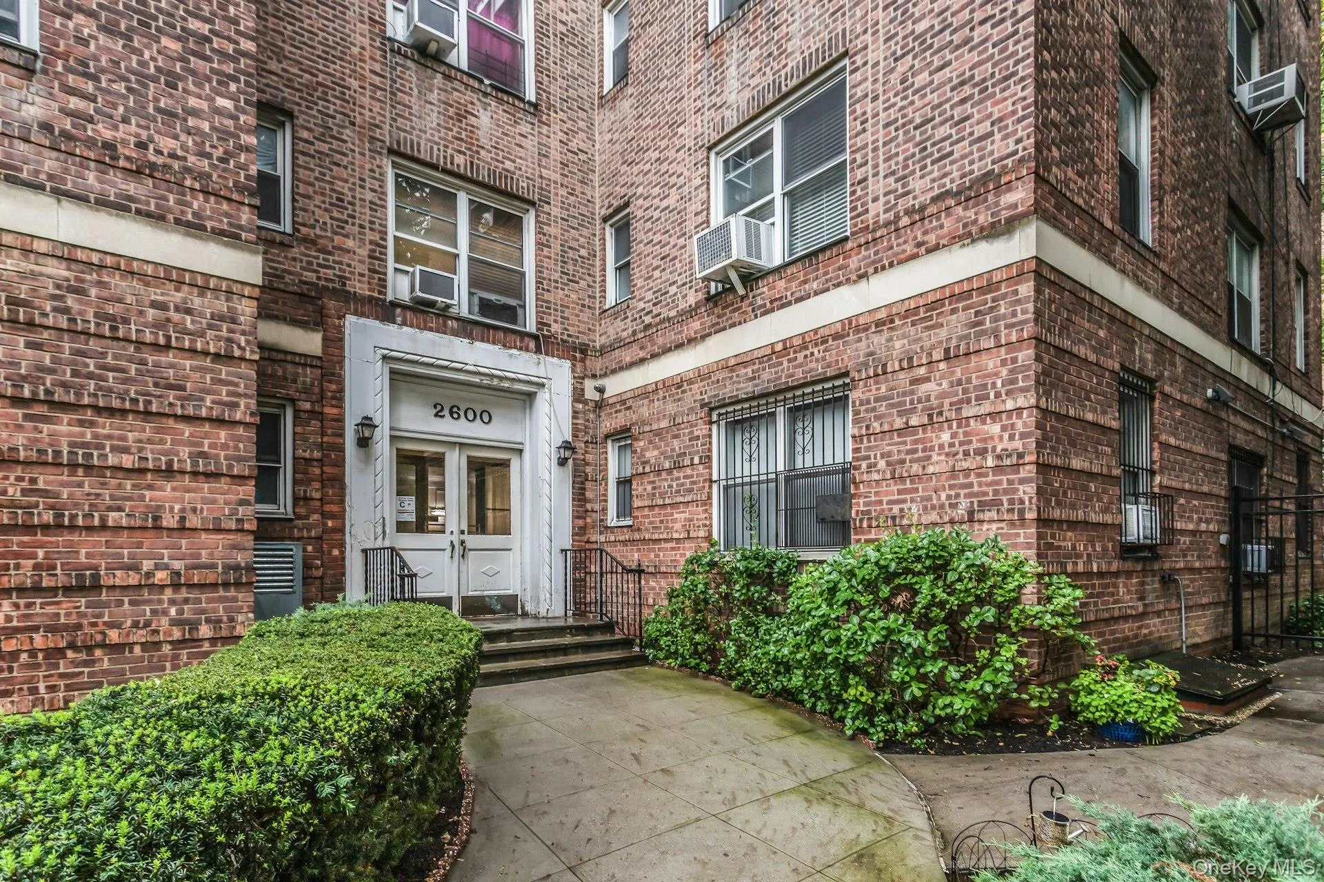 2600 Henry Hudson Parkway, New York, NY, 1 Bedroom Bedrooms, 4 Rooms Rooms,1 BathroomBathrooms,Residential,For Rent,Henry Hudson,0,1042929 2600 Henry Hudson Parkway, New York, NY, 1 Bedroom Bedrooms, 4 Rooms Rooms,1 BathroomBathrooms,Residential,For Rent,Henry Hudson,0,1042929