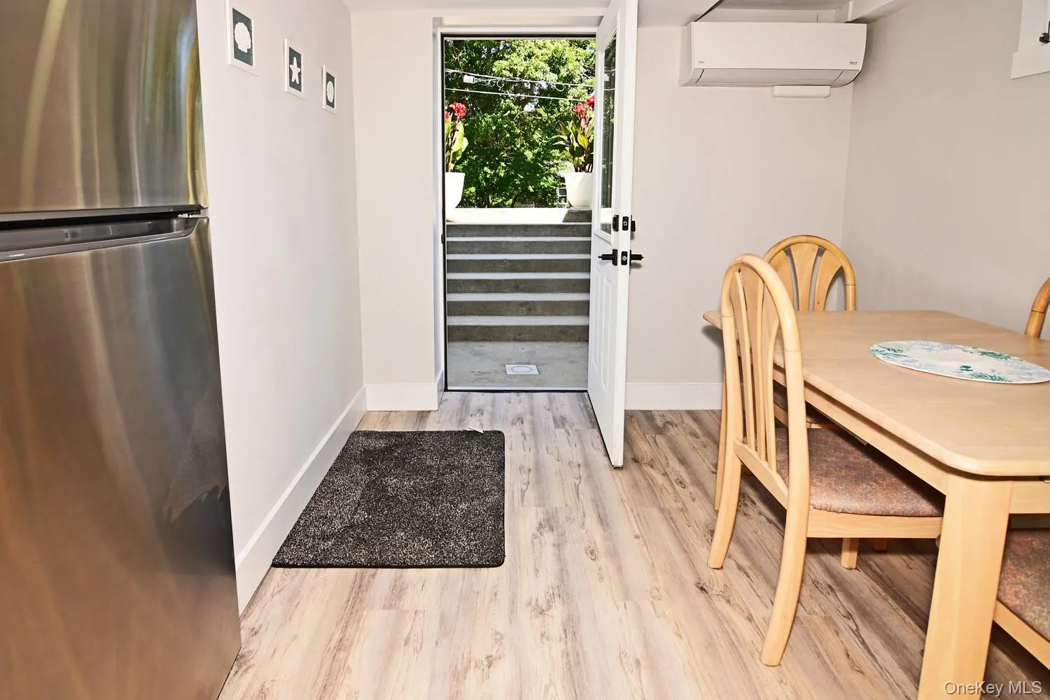 Accessory Apt Kitchen