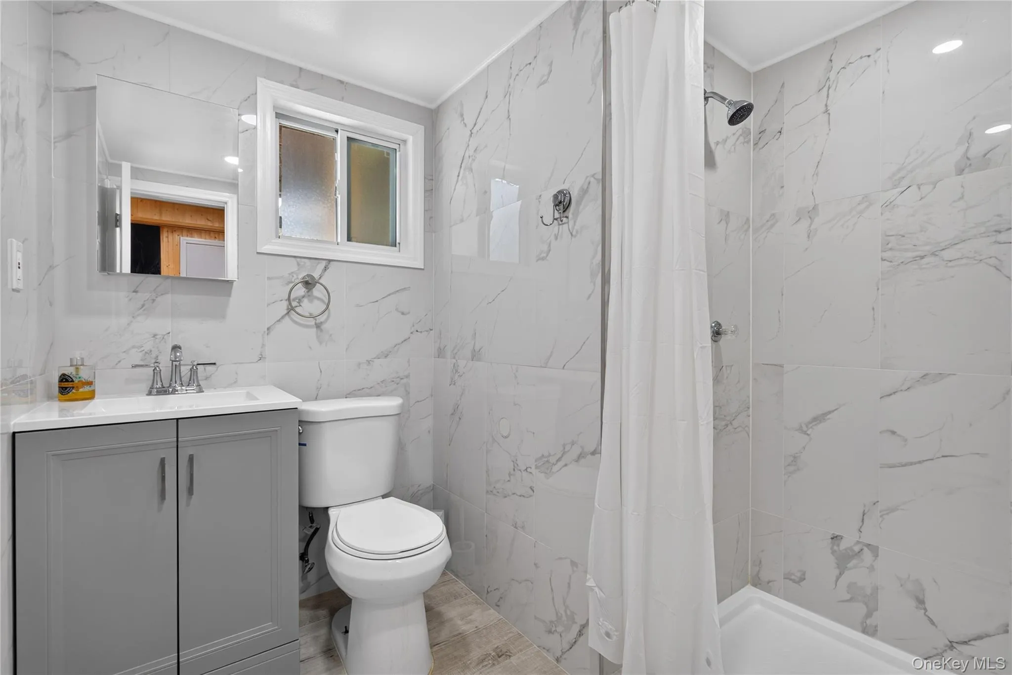 108 Maplewood Avenue, Fallsburg, NY, 3 Bedrooms Bedrooms, 7 Rooms Rooms,2 BathroomsBathrooms,Residential,For Rent,Maplewood,0,1042934 108 Maplewood Avenue, Fallsburg, NY, 3 Bedrooms Bedrooms, 7 Rooms Rooms,2 BathroomsBathrooms,Residential,For Rent,Maplewood,0,1042934