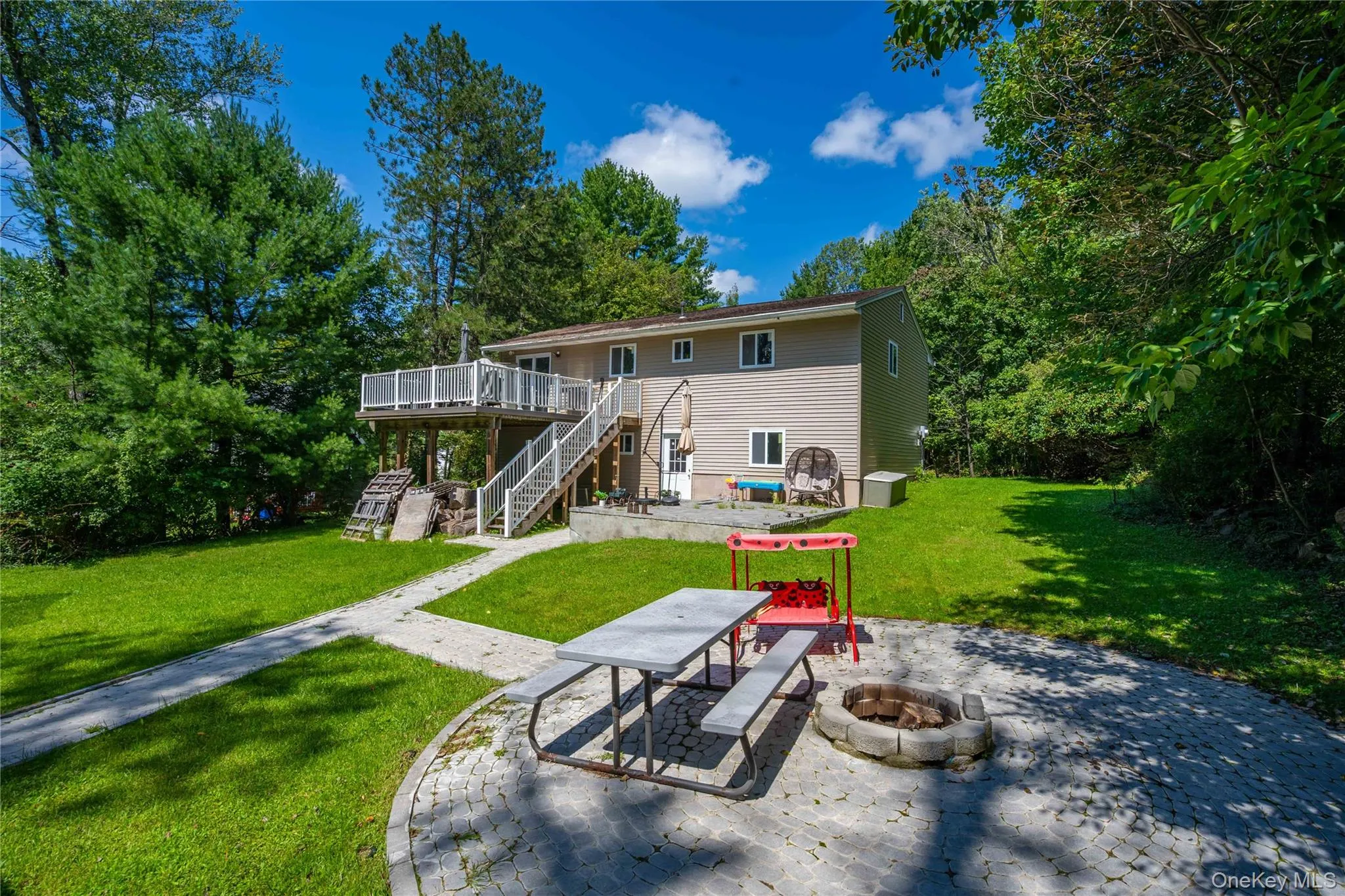 108 Maplewood Avenue, Fallsburg, NY, 3 Bedrooms Bedrooms, 7 Rooms Rooms,2 BathroomsBathrooms,Residential,For Rent,Maplewood,0,1042934 108 Maplewood Avenue, Fallsburg, NY, 3 Bedrooms Bedrooms, 7 Rooms Rooms,2 BathroomsBathrooms,Residential,For Rent,Maplewood,0,1042934