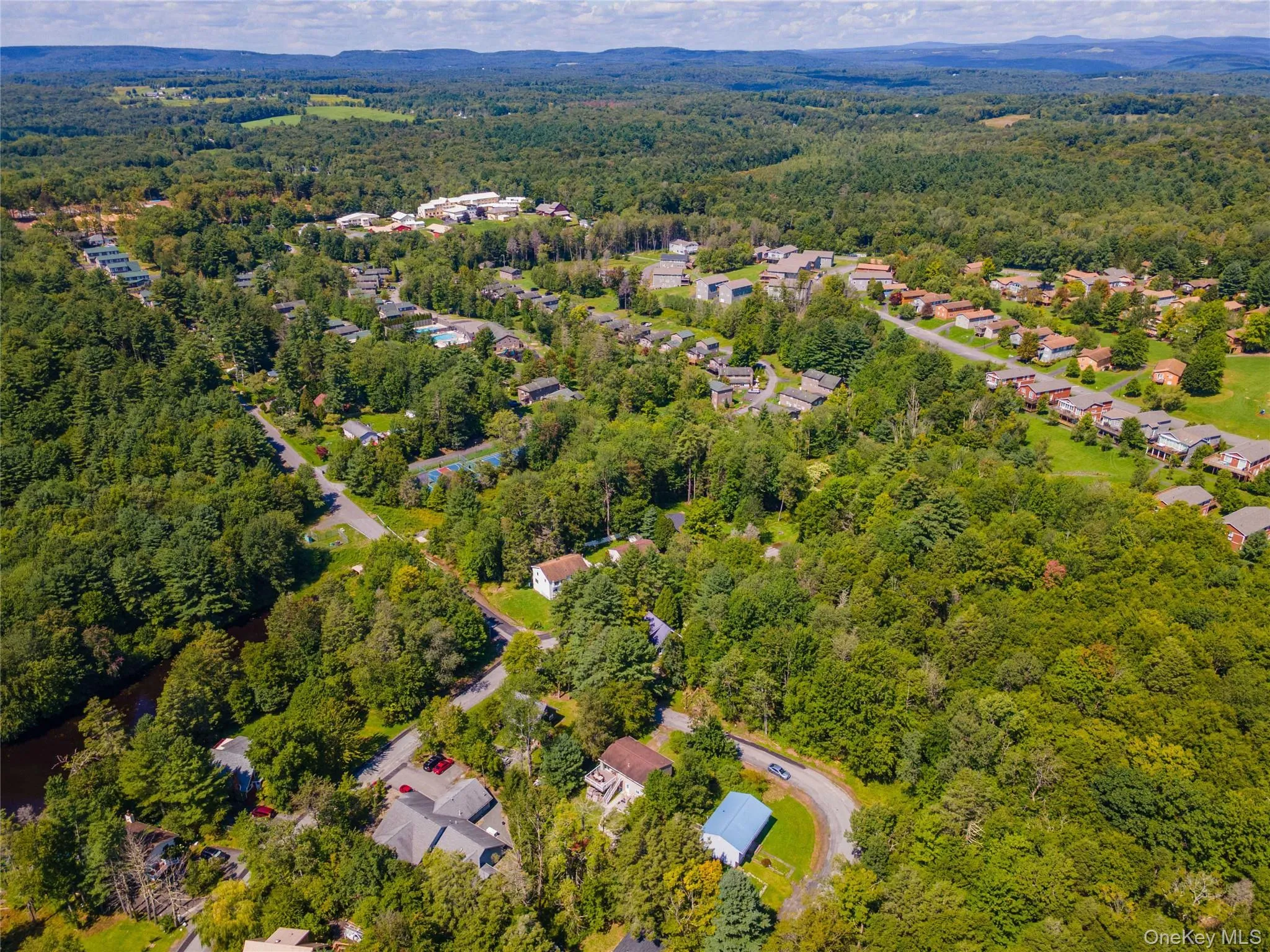 108 Maplewood Avenue, Fallsburg, NY, 3 Bedrooms Bedrooms, 7 Rooms Rooms,2 BathroomsBathrooms,Residential,For Rent,Maplewood,0,1042934 108 Maplewood Avenue, Fallsburg, NY, 3 Bedrooms Bedrooms, 7 Rooms Rooms,2 BathroomsBathrooms,Residential,For Rent,Maplewood,0,1042934