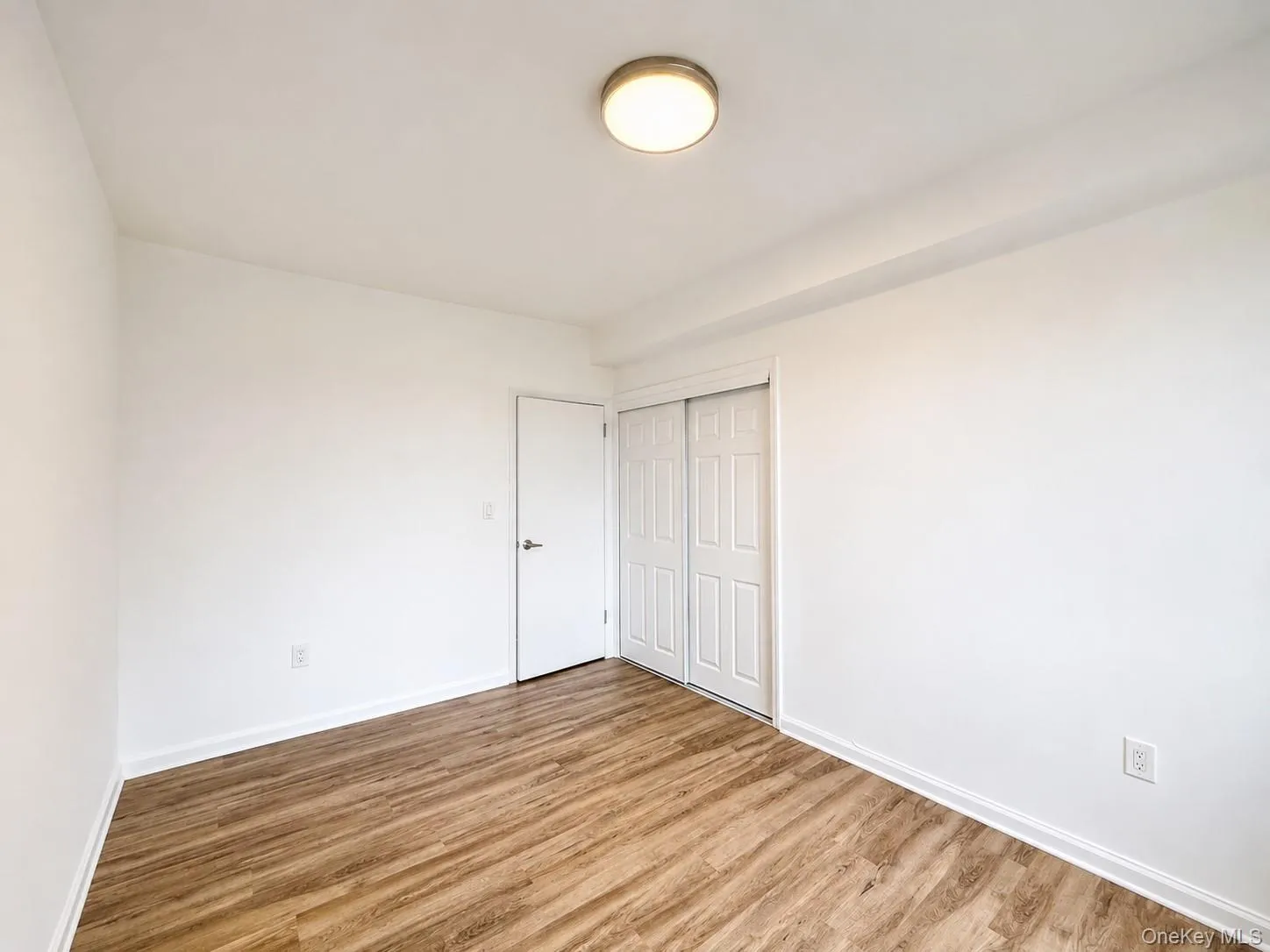 1594 Unionport Road, New York, NY, 2 Bedrooms Bedrooms, 4 Rooms Rooms,1 BathroomBathrooms,Residential,For Rent,Unionport,0,1042936 1594 Unionport Road, New York, NY, 2 Bedrooms Bedrooms, 4 Rooms Rooms,1 BathroomBathrooms,Residential,For Rent,Unionport,0,1042936