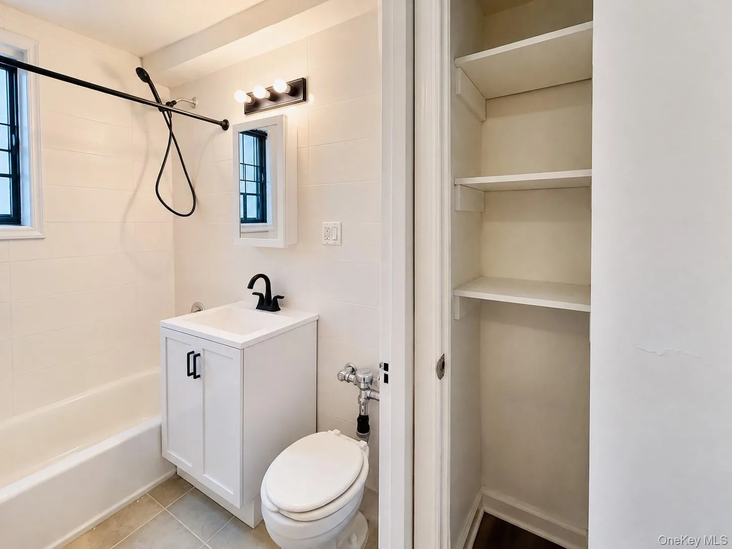 1594 Unionport Road, New York, NY, 2 Bedrooms Bedrooms, 4 Rooms Rooms,1 BathroomBathrooms,Residential,For Rent,Unionport,0,1042936 1594 Unionport Road, New York, NY, 2 Bedrooms Bedrooms, 4 Rooms Rooms,1 BathroomBathrooms,Residential,For Rent,Unionport,0,1042936