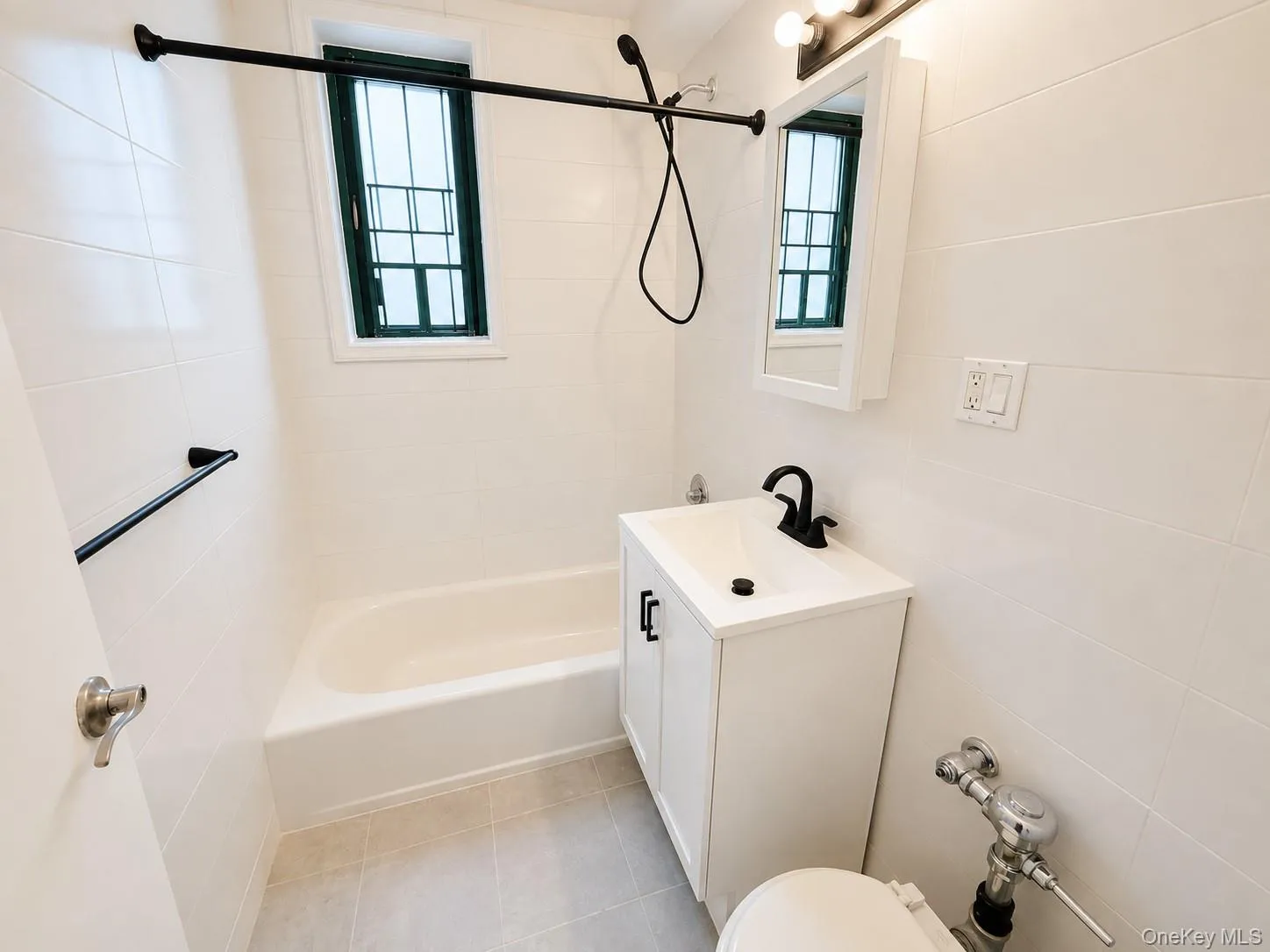 1594 Unionport Road, New York, NY, 2 Bedrooms Bedrooms, 4 Rooms Rooms,1 BathroomBathrooms,Residential,For Rent,Unionport,0,1042936 1594 Unionport Road, New York, NY, 2 Bedrooms Bedrooms, 4 Rooms Rooms,1 BathroomBathrooms,Residential,For Rent,Unionport,0,1042936