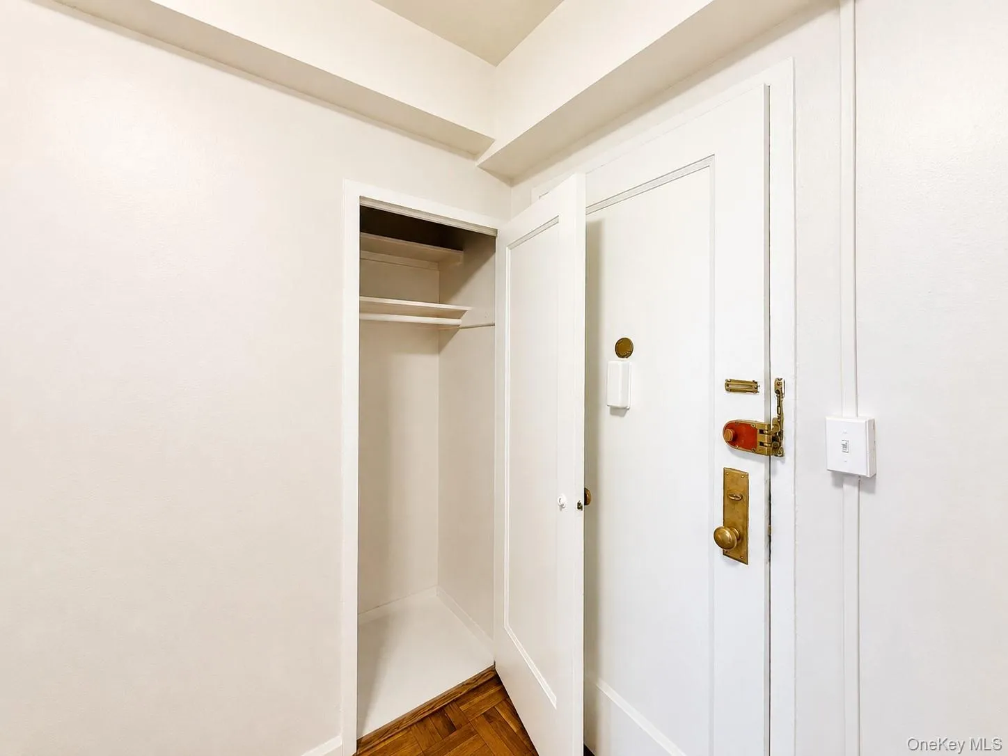 1569 Metropolitan Avenue, New York, NY, 2 Bedrooms Bedrooms, 4 Rooms Rooms,1 BathroomBathrooms,Residential,For Rent,Metropolitan,0,1042937 1569 Metropolitan Avenue, New York, NY, 2 Bedrooms Bedrooms, 4 Rooms Rooms,1 BathroomBathrooms,Residential,For Rent,Metropolitan,0,1042937