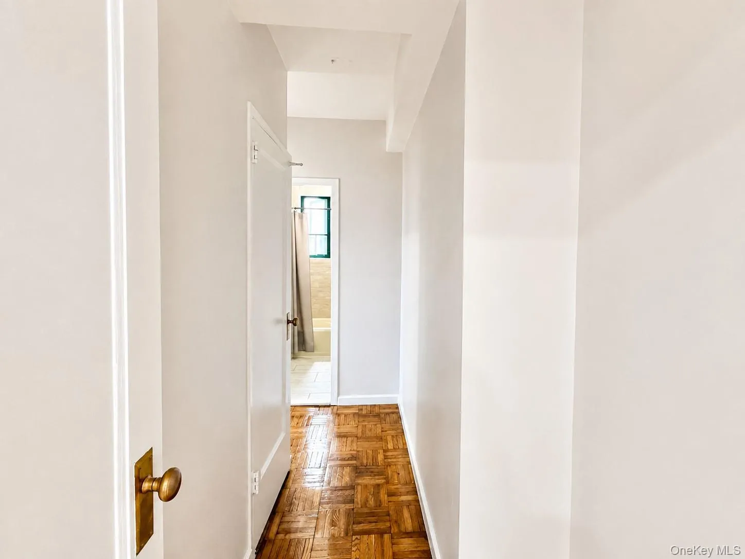 1469 East Avenue, New York, NY, 1 Bedroom Bedrooms, 1 Room Rooms,1 BathroomBathrooms,Residential,For Rent,East,0,1042938 1469 East Avenue, New York, NY, 1 Bedroom Bedrooms, 1 Room Rooms,1 BathroomBathrooms,Residential,For Rent,East,0,1042938
