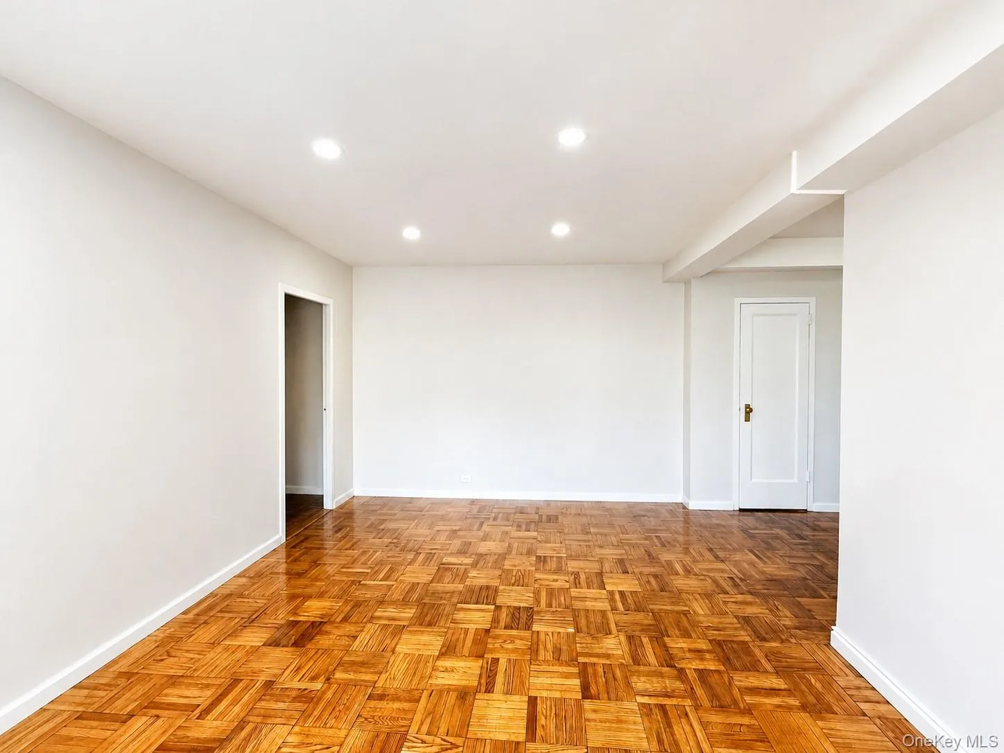 1469 East Avenue, New York, NY, 1 Bedroom Bedrooms, 1 Room Rooms,1 BathroomBathrooms,Residential,For Rent,East,0,1042938 1469 East Avenue, New York, NY, 1 Bedroom Bedrooms, 1 Room Rooms,1 BathroomBathrooms,Residential,For Rent,East,0,1042938