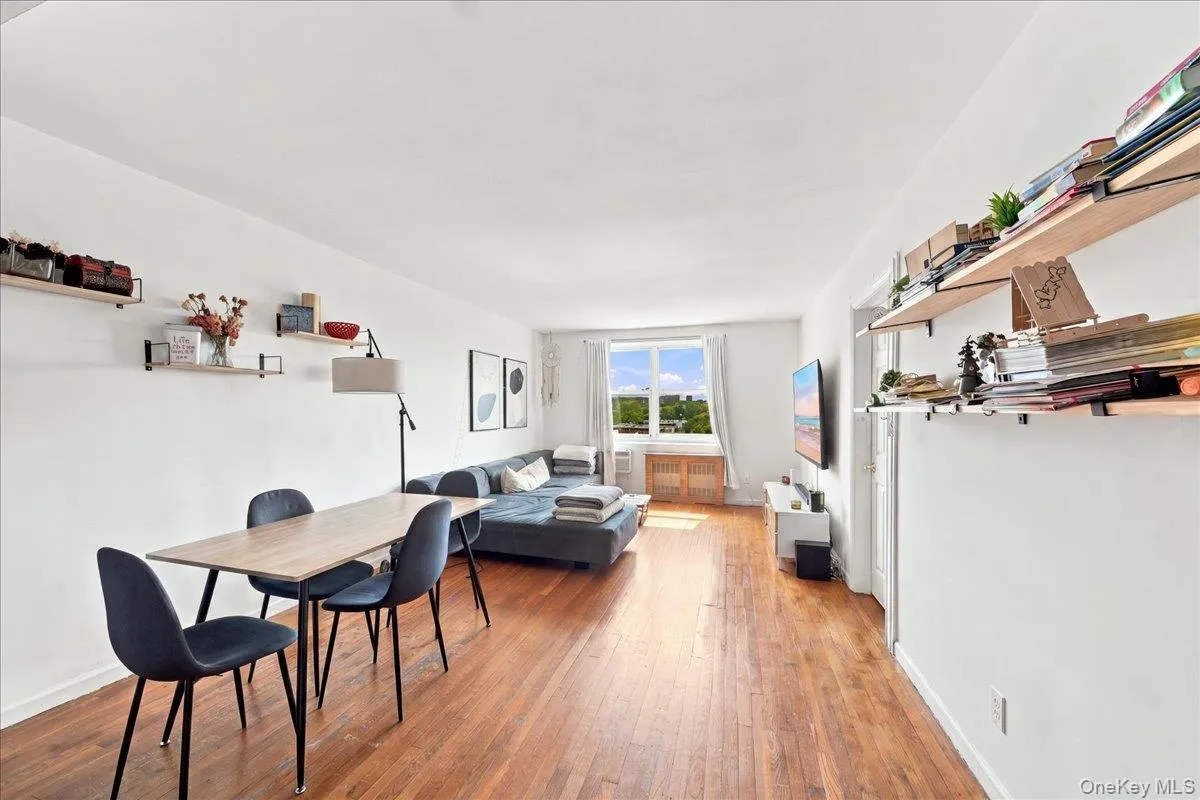3065 Sedgwick Avenue, New York, NY, 2 Bedrooms Bedrooms, 4 Rooms Rooms,1 BathroomBathrooms,Residential,For Rent,Sedgwick,0,1042946 3065 Sedgwick Avenue, New York, NY, 2 Bedrooms Bedrooms, 4 Rooms Rooms,1 BathroomBathrooms,Residential,For Rent,Sedgwick,0,1042946