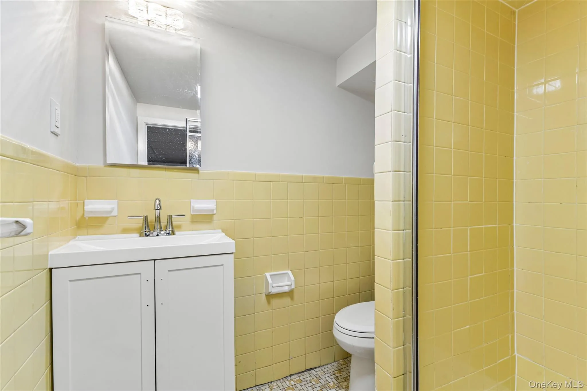 70 Paul Avenue, North Hempstead, NY, 4 Bedrooms Bedrooms, 9 Rooms Rooms,3 BathroomsBathrooms,Residential,For Rent,Paul,0,1042958 70 Paul Avenue, North Hempstead, NY, 4 Bedrooms Bedrooms, 9 Rooms Rooms,3 BathroomsBathrooms,Residential,For Rent,Paul,0,1042958