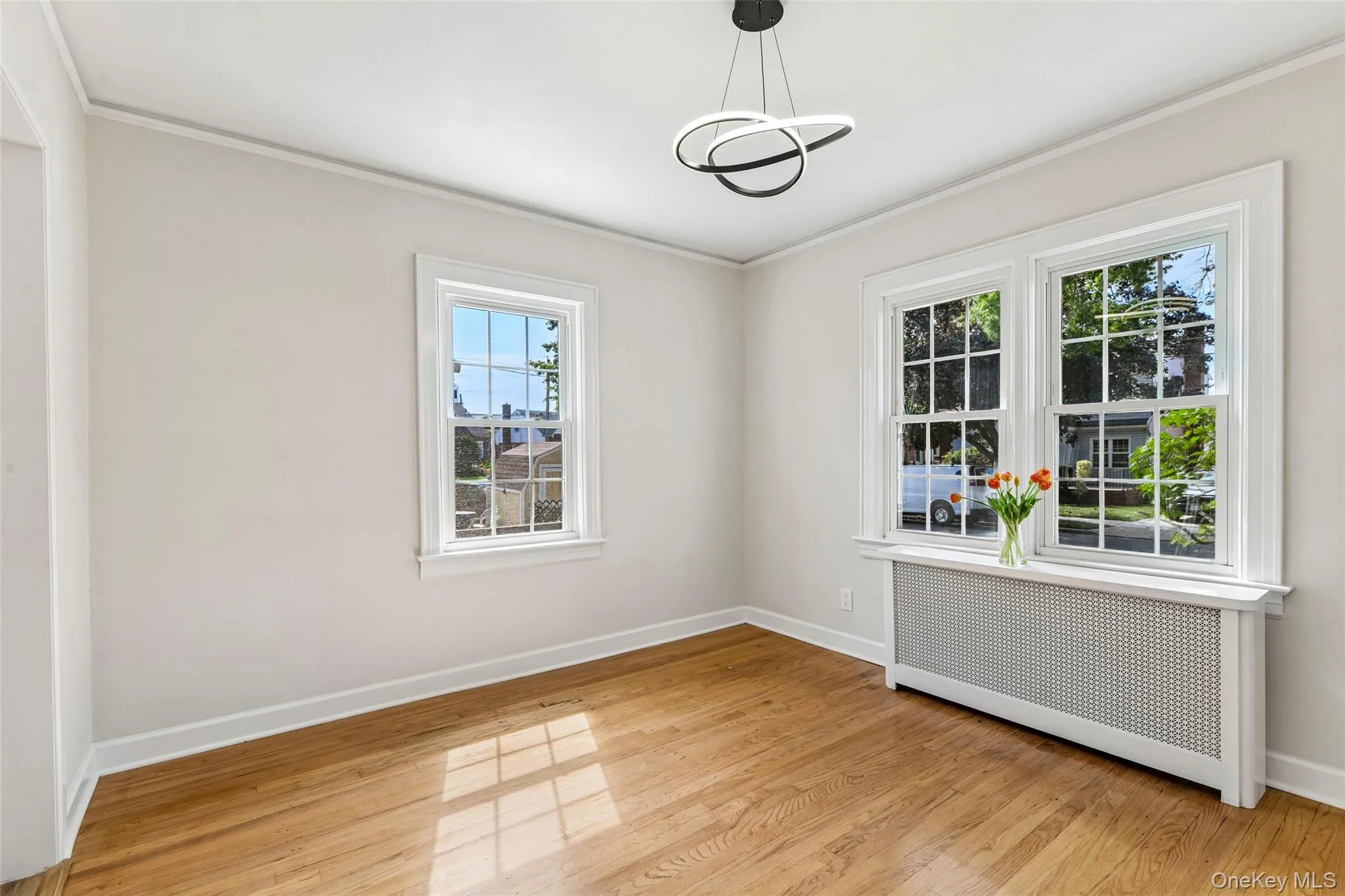 70 Paul Avenue, North Hempstead, NY, 4 Bedrooms Bedrooms, 9 Rooms Rooms,3 BathroomsBathrooms,Residential,For Rent,Paul,0,1042958 70 Paul Avenue, North Hempstead, NY, 4 Bedrooms Bedrooms, 9 Rooms Rooms,3 BathroomsBathrooms,Residential,For Rent,Paul,0,1042958