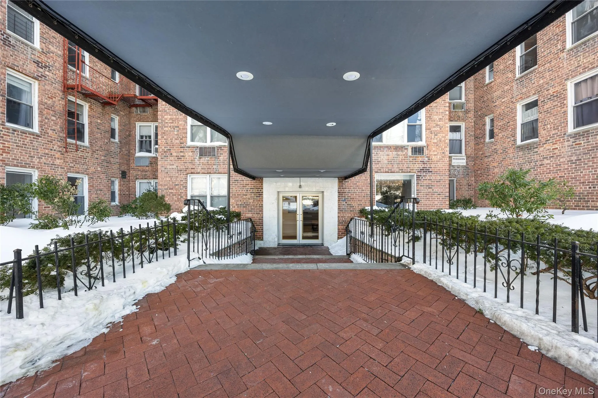 6200 Riverdale Avenue, New York, NY, 1 Bedroom Bedrooms, 4 Rooms Rooms,1 BathroomBathrooms,Residential,For Rent,Riverdale,0,1042961 6200 Riverdale Avenue, New York, NY, 1 Bedroom Bedrooms, 4 Rooms Rooms,1 BathroomBathrooms,Residential,For Rent,Riverdale,0,1042961