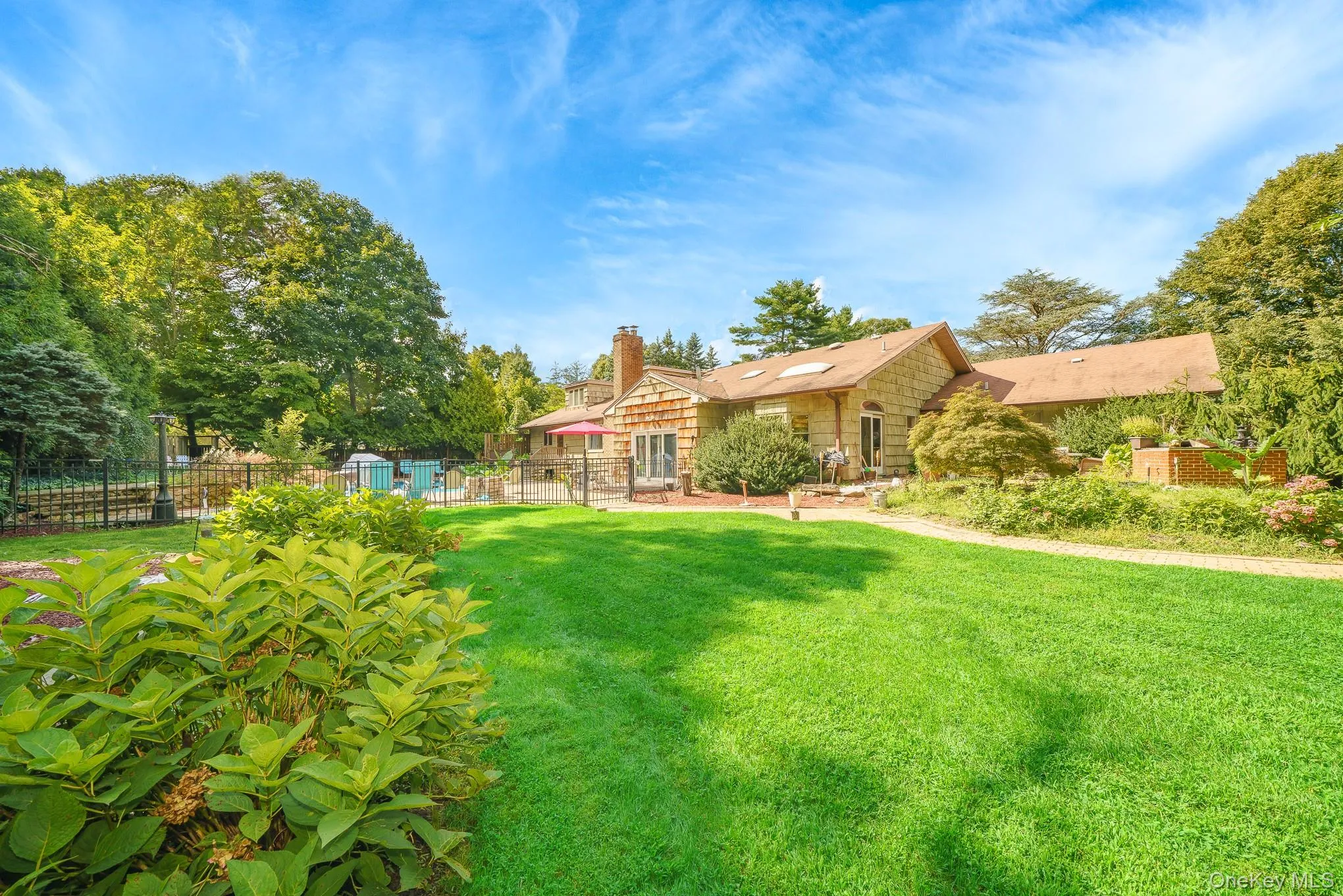 4 Rose Court, Brookhaven, NY, 5 Bedrooms Bedrooms, 10 Rooms Rooms,4 BathroomsBathrooms,Residential,For Rent,Rose,0,1042973 4 Rose Court, Brookhaven, NY, 5 Bedrooms Bedrooms, 10 Rooms Rooms,4 BathroomsBathrooms,Residential,For Rent,Rose,0,1042973