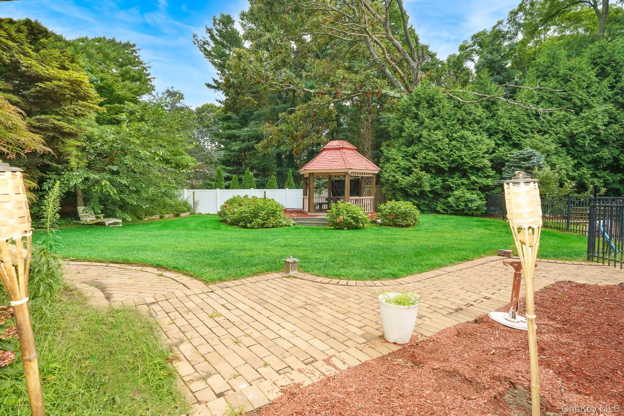 4 Rose Court, Brookhaven, NY, 5 Bedrooms Bedrooms, 10 Rooms Rooms,4 BathroomsBathrooms,Residential,For Rent,Rose,0,1042973 4 Rose Court, Brookhaven, NY, 5 Bedrooms Bedrooms, 10 Rooms Rooms,4 BathroomsBathrooms,Residential,For Rent,Rose,0,1042973