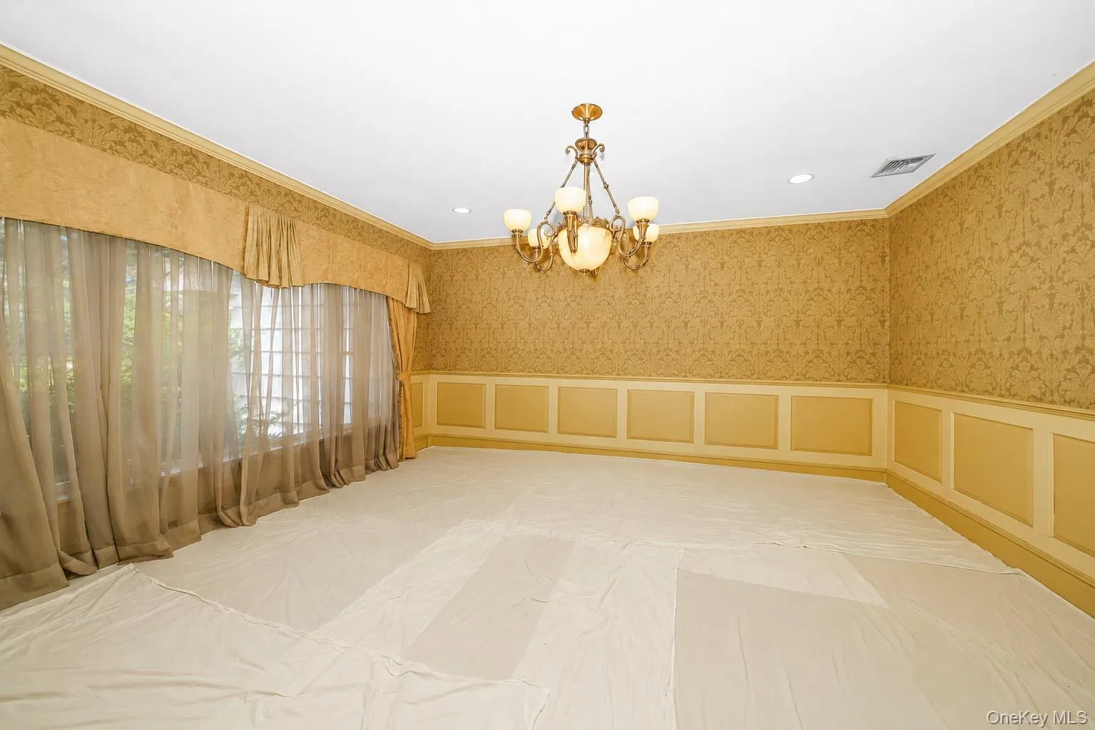 4 Rose Court, Brookhaven, NY, 5 Bedrooms Bedrooms, 10 Rooms Rooms,4 BathroomsBathrooms,Residential,For Rent,Rose,0,1042973 4 Rose Court, Brookhaven, NY, 5 Bedrooms Bedrooms, 10 Rooms Rooms,4 BathroomsBathrooms,Residential,For Rent,Rose,0,1042973