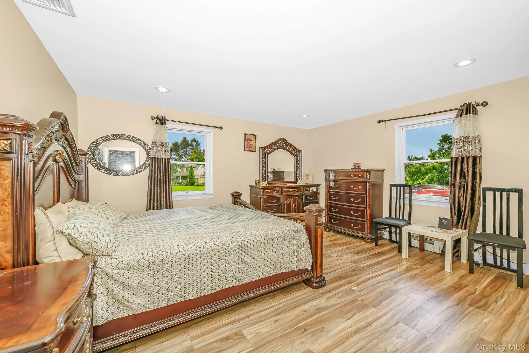 4 Rose Court, Brookhaven, NY, 5 Bedrooms Bedrooms, 10 Rooms Rooms,4 BathroomsBathrooms,Residential,For Rent,Rose,0,1042973 4 Rose Court, Brookhaven, NY, 5 Bedrooms Bedrooms, 10 Rooms Rooms,4 BathroomsBathrooms,Residential,For Rent,Rose,0,1042973