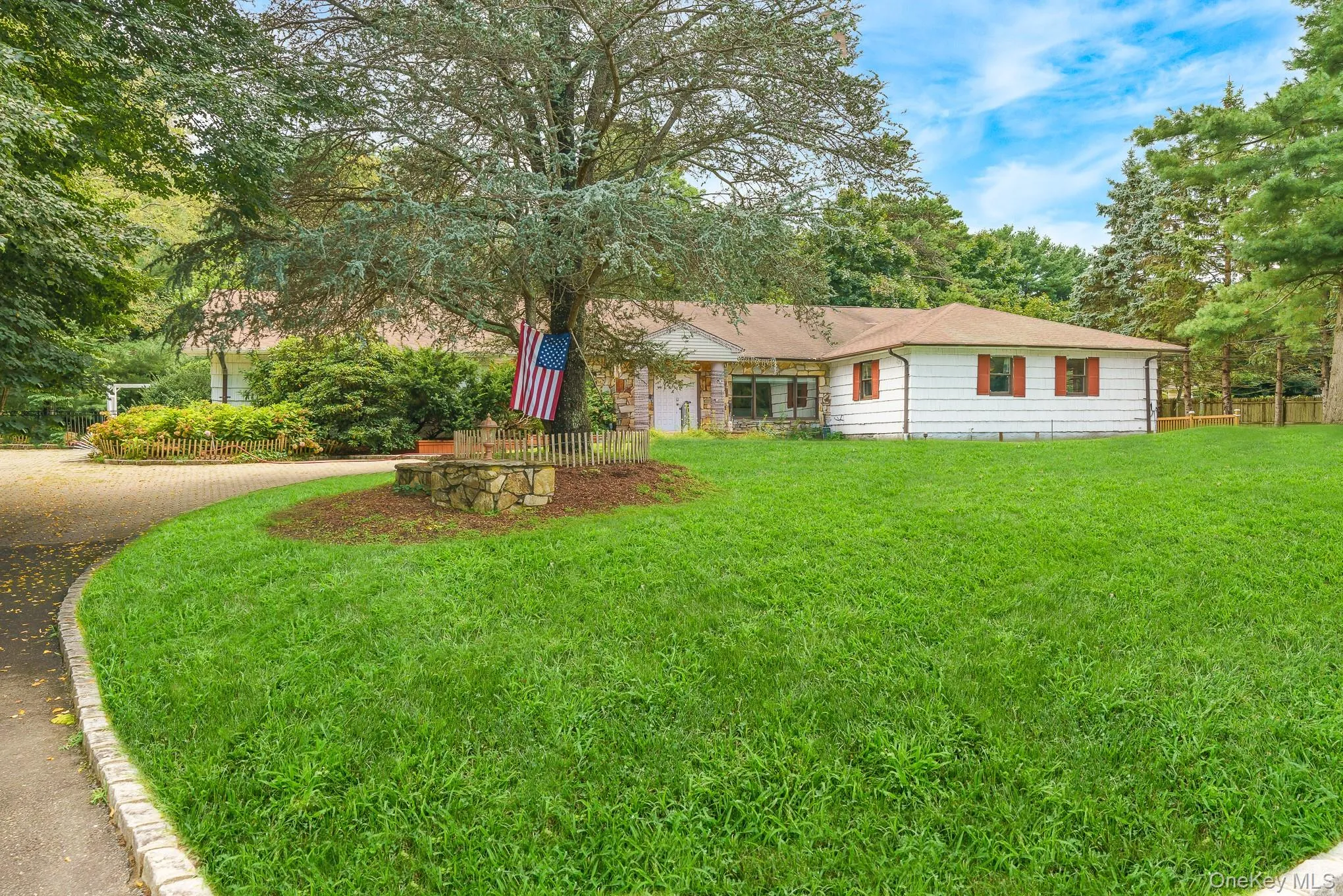 4 Rose Court, Brookhaven, NY, 5 Bedrooms Bedrooms, 10 Rooms Rooms,4 BathroomsBathrooms,Residential,For Rent,Rose,0,1042973 4 Rose Court, Brookhaven, NY, 5 Bedrooms Bedrooms, 10 Rooms Rooms,4 BathroomsBathrooms,Residential,For Rent,Rose,0,1042973