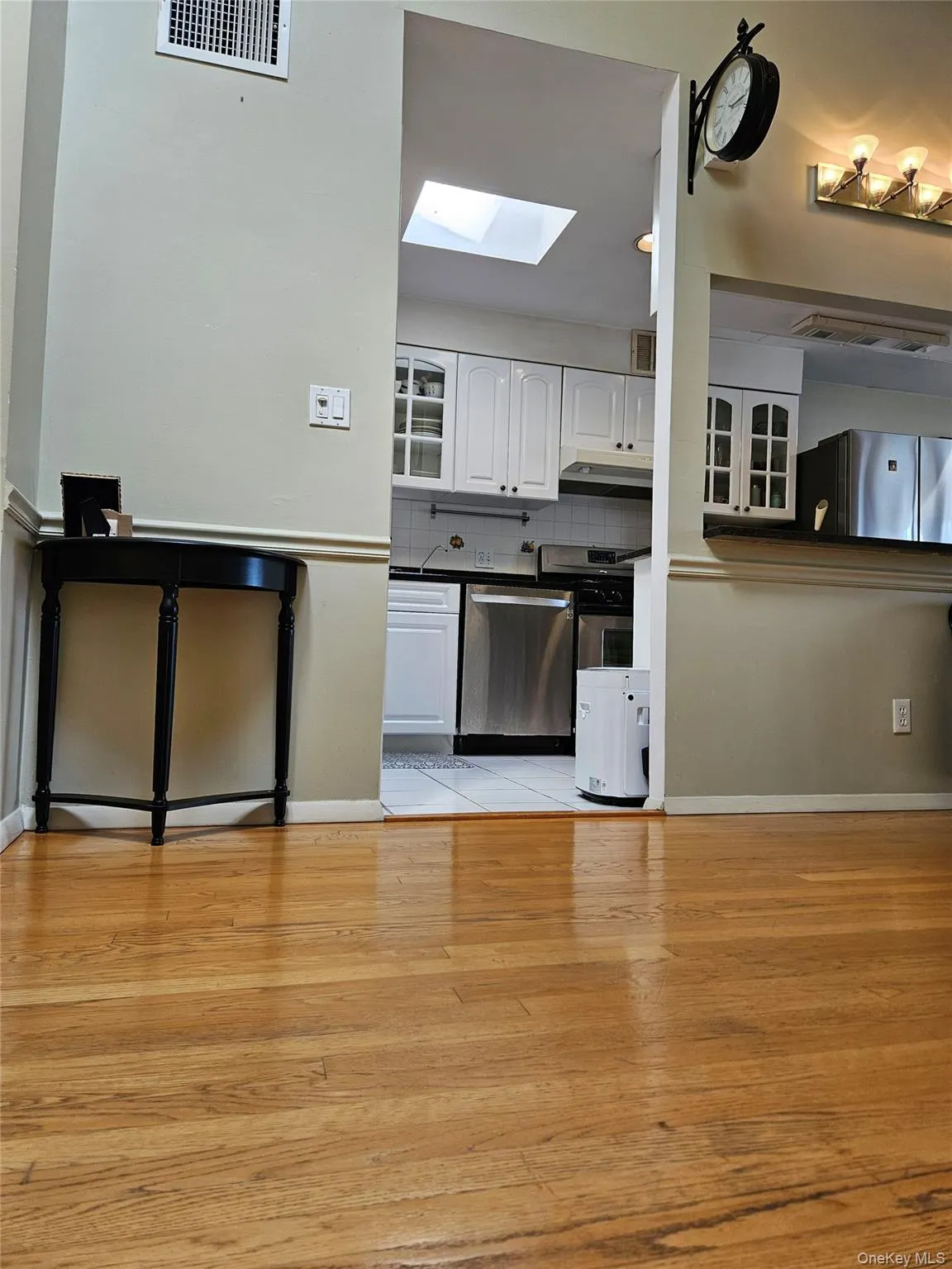 12024 Riviera Court, New York, NY, 3 Bedrooms Bedrooms, 8 Rooms Rooms,2 BathroomsBathrooms,Residential,For Rent,Riviera,0,1042974 12024 Riviera Court, New York, NY, 3 Bedrooms Bedrooms, 8 Rooms Rooms,2 BathroomsBathrooms,Residential,For Rent,Riviera,0,1042974