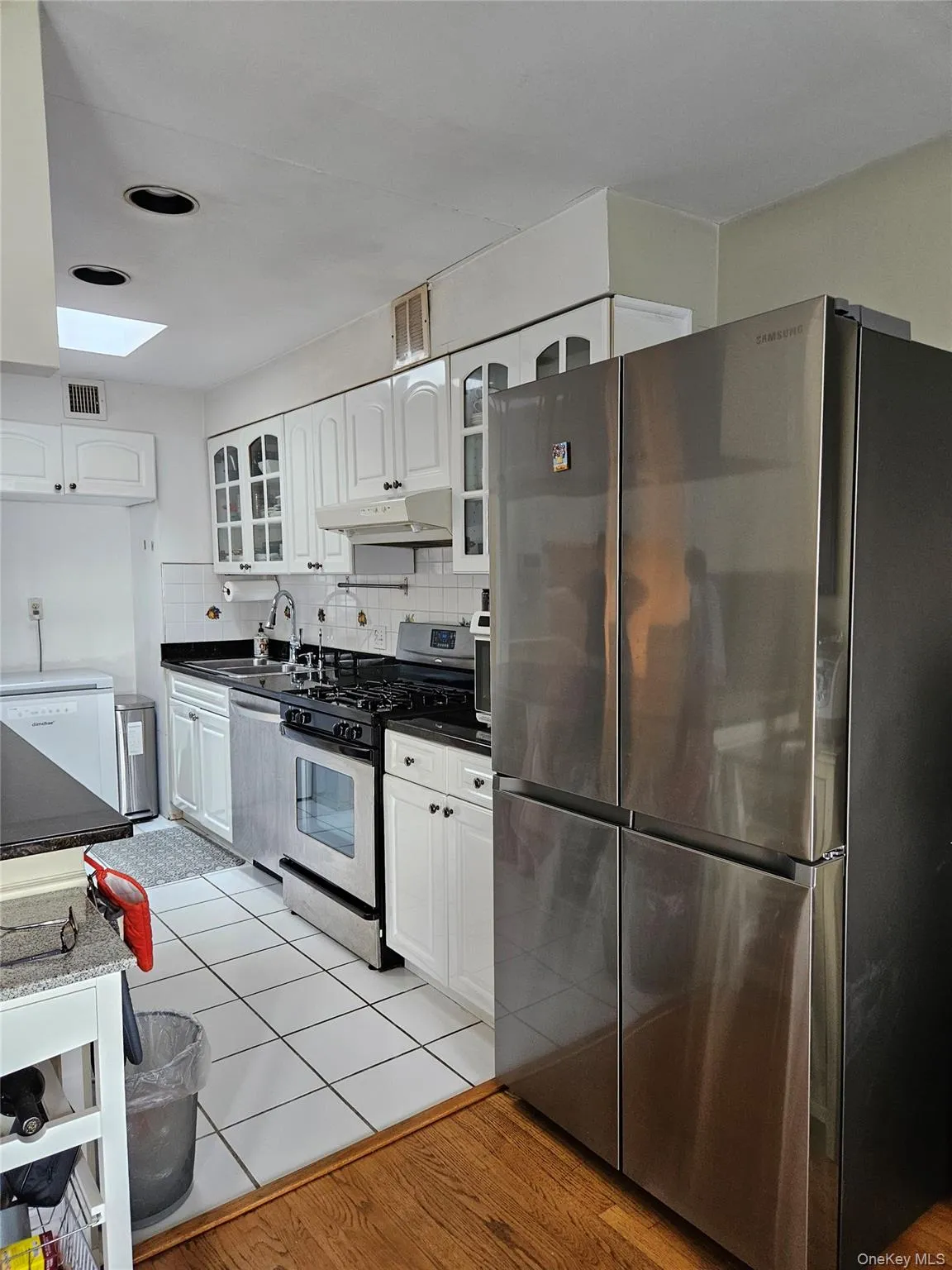 12024 Riviera Court, New York, NY, 3 Bedrooms Bedrooms, 8 Rooms Rooms,2 BathroomsBathrooms,Residential,For Rent,Riviera,0,1042974 12024 Riviera Court, New York, NY, 3 Bedrooms Bedrooms, 8 Rooms Rooms,2 BathroomsBathrooms,Residential,For Rent,Riviera,0,1042974