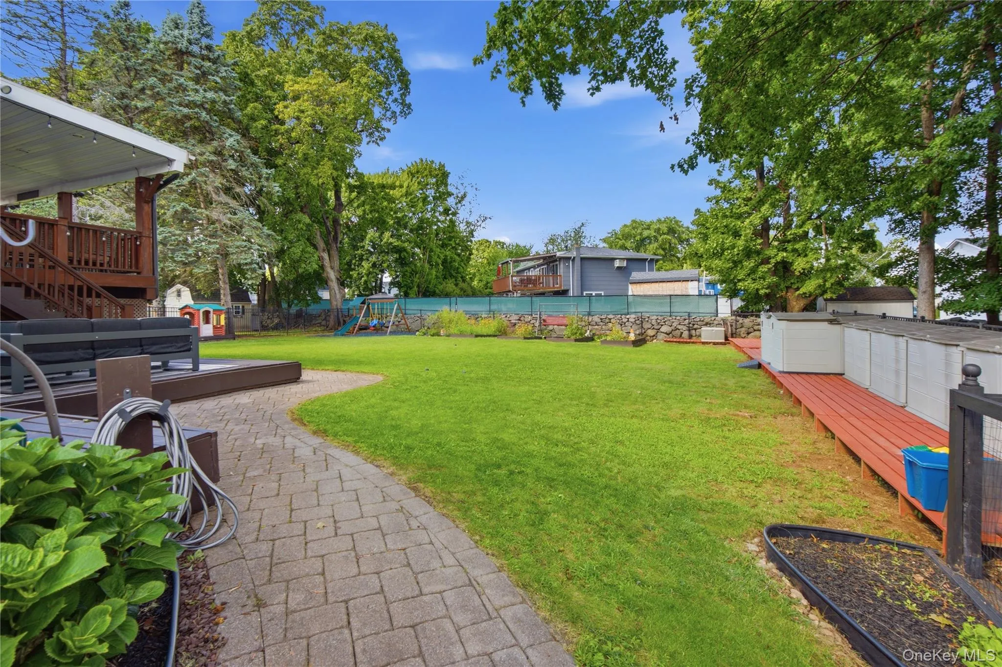 20 Northpark Drive, Haverstraw, NY, 4 Bedrooms Bedrooms, 10 Rooms Rooms,2 BathroomsBathrooms,Residential,For Rent,Northpark,0,1042978 20 Northpark Drive, Haverstraw, NY, 4 Bedrooms Bedrooms, 10 Rooms Rooms,2 BathroomsBathrooms,Residential,For Rent,Northpark,0,1042978