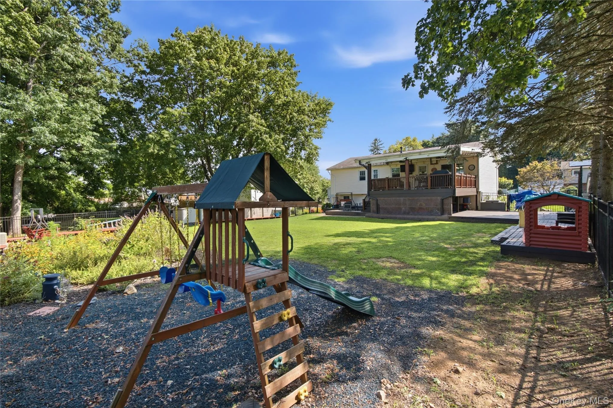 20 Northpark Drive, Haverstraw, NY, 4 Bedrooms Bedrooms, 10 Rooms Rooms,2 BathroomsBathrooms,Residential,For Rent,Northpark,0,1042978 20 Northpark Drive, Haverstraw, NY, 4 Bedrooms Bedrooms, 10 Rooms Rooms,2 BathroomsBathrooms,Residential,For Rent,Northpark,0,1042978