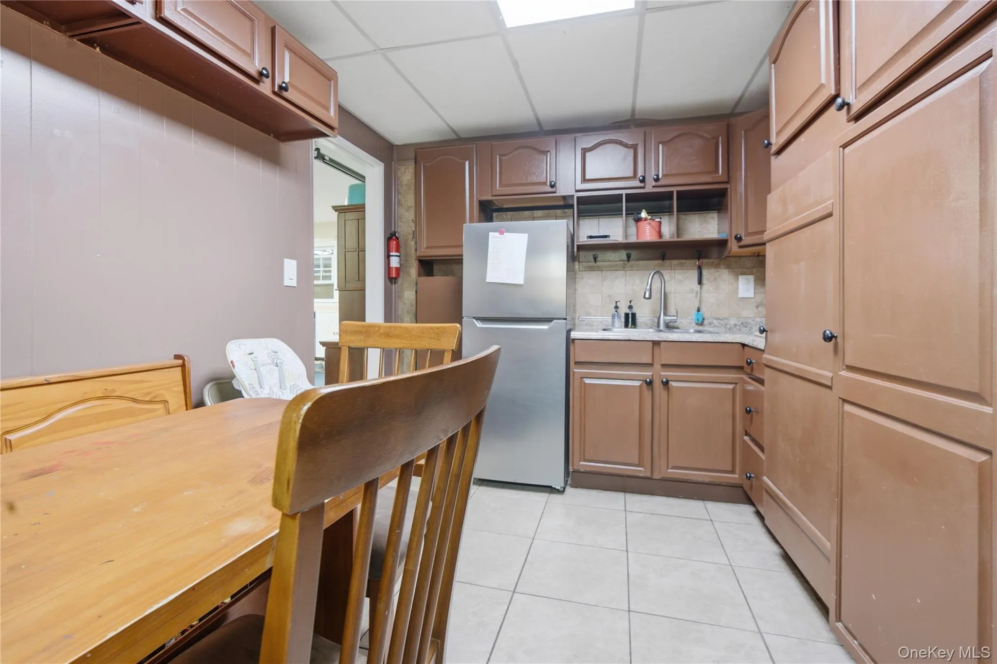 Lower Level Kitchenette Lower Level Kitchenette