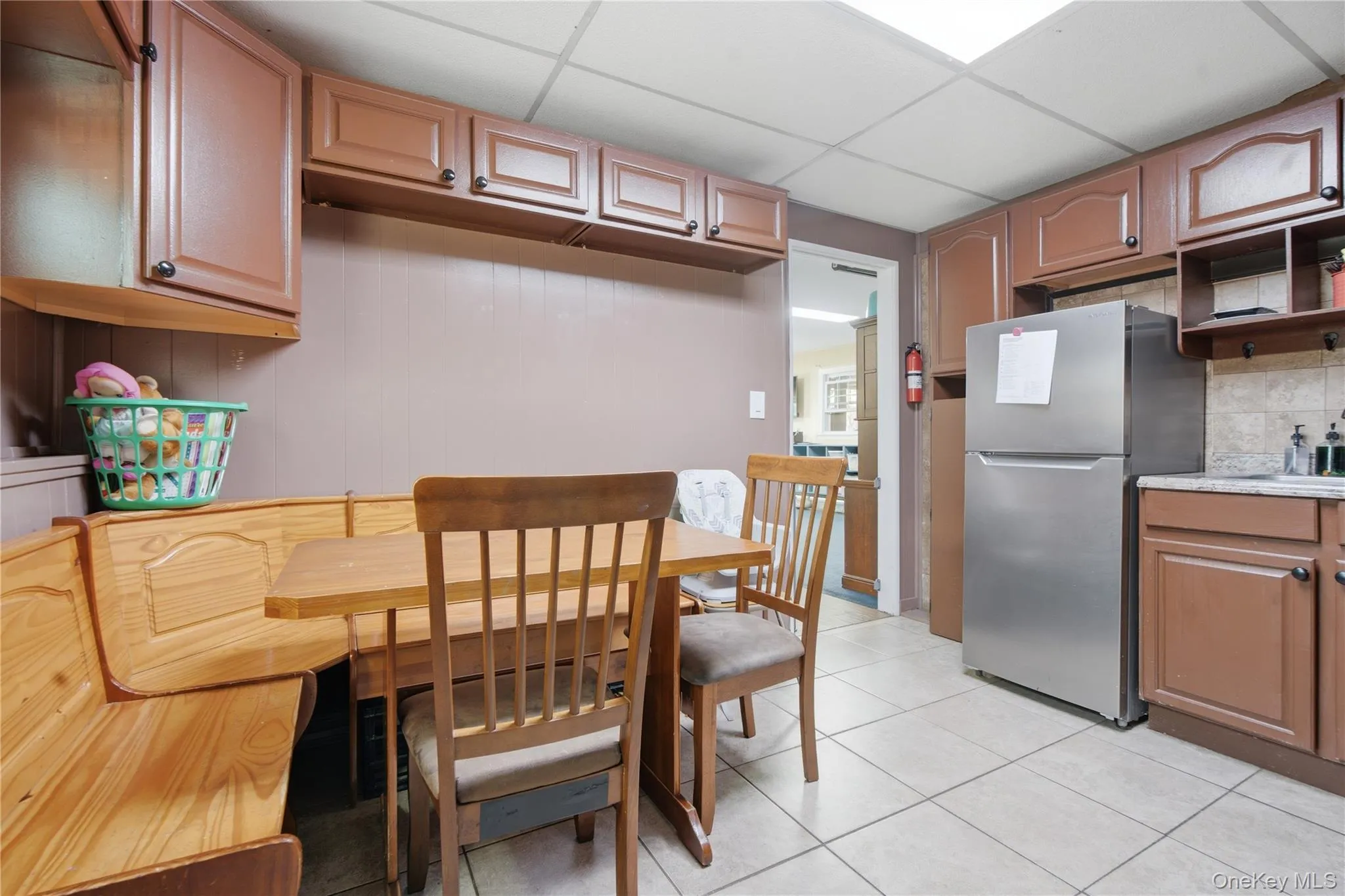 Lower Level Kitchenette Lower Level Kitchenette