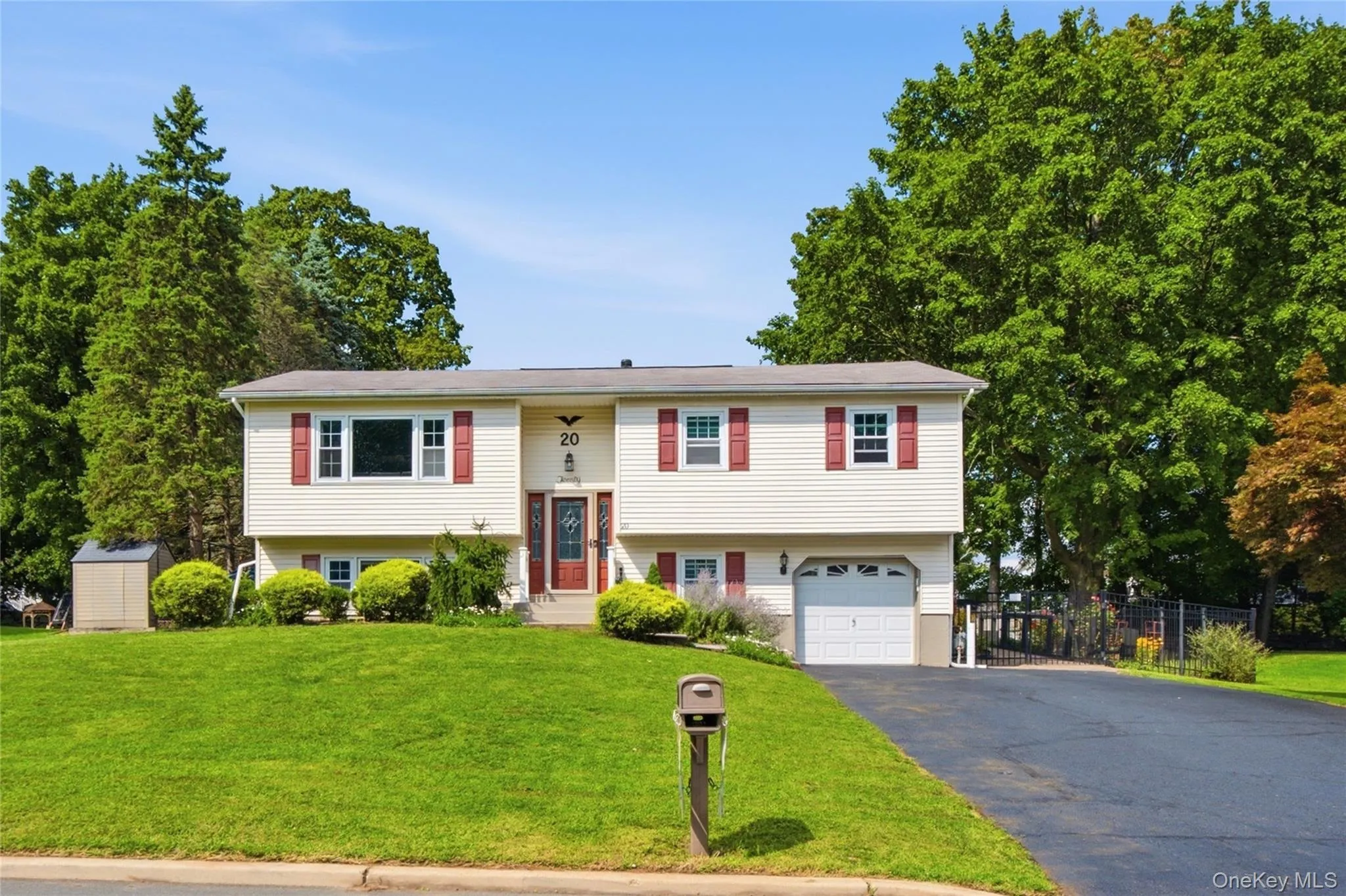 20 Northpark Drive, Haverstraw, NY, 4 Bedrooms Bedrooms, 10 Rooms Rooms,2 BathroomsBathrooms,Residential,For Rent,Northpark,0,1042978 20 Northpark Drive, Haverstraw, NY, 4 Bedrooms Bedrooms, 10 Rooms Rooms,2 BathroomsBathrooms,Residential,For Rent,Northpark,0,1042978