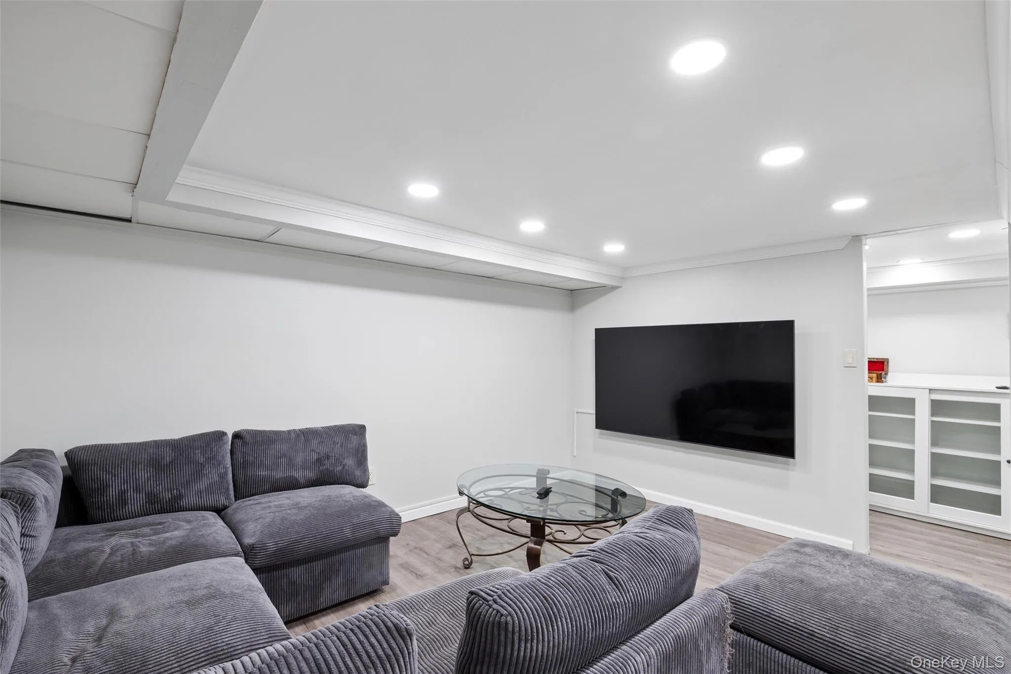 1 Clare Drive, Huntington, NY, 4 Bedrooms Bedrooms, 7 Rooms Rooms,2 BathroomsBathrooms,Residential,For Rent,Clare,0,1042981 1 Clare Drive, Huntington, NY, 4 Bedrooms Bedrooms, 7 Rooms Rooms,2 BathroomsBathrooms,Residential,For Rent,Clare,0,1042981