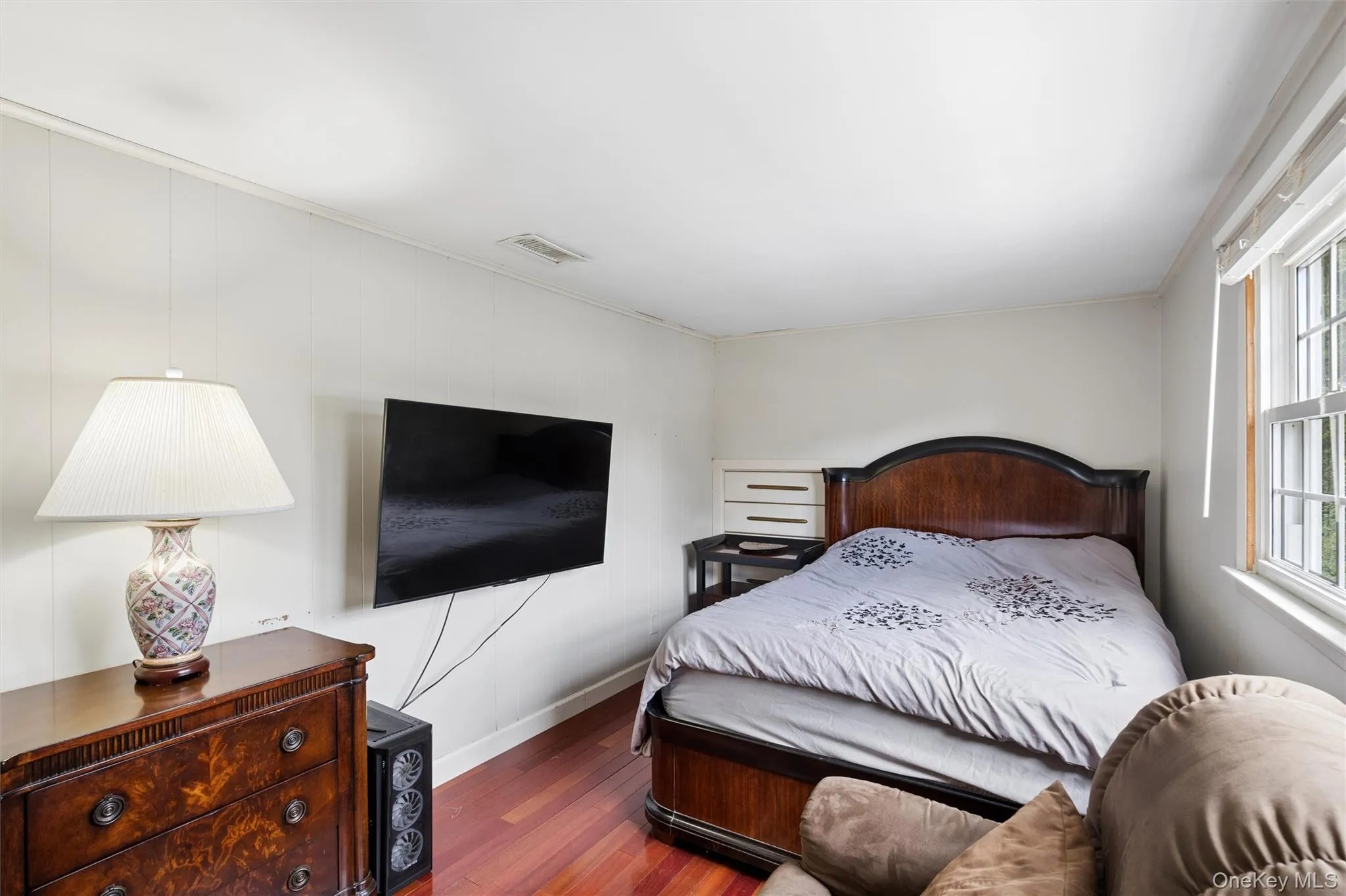 1 Clare Drive, Huntington, NY, 4 Bedrooms Bedrooms, 7 Rooms Rooms,2 BathroomsBathrooms,Residential,For Rent,Clare,0,1042981 1 Clare Drive, Huntington, NY, 4 Bedrooms Bedrooms, 7 Rooms Rooms,2 BathroomsBathrooms,Residential,For Rent,Clare,0,1042981