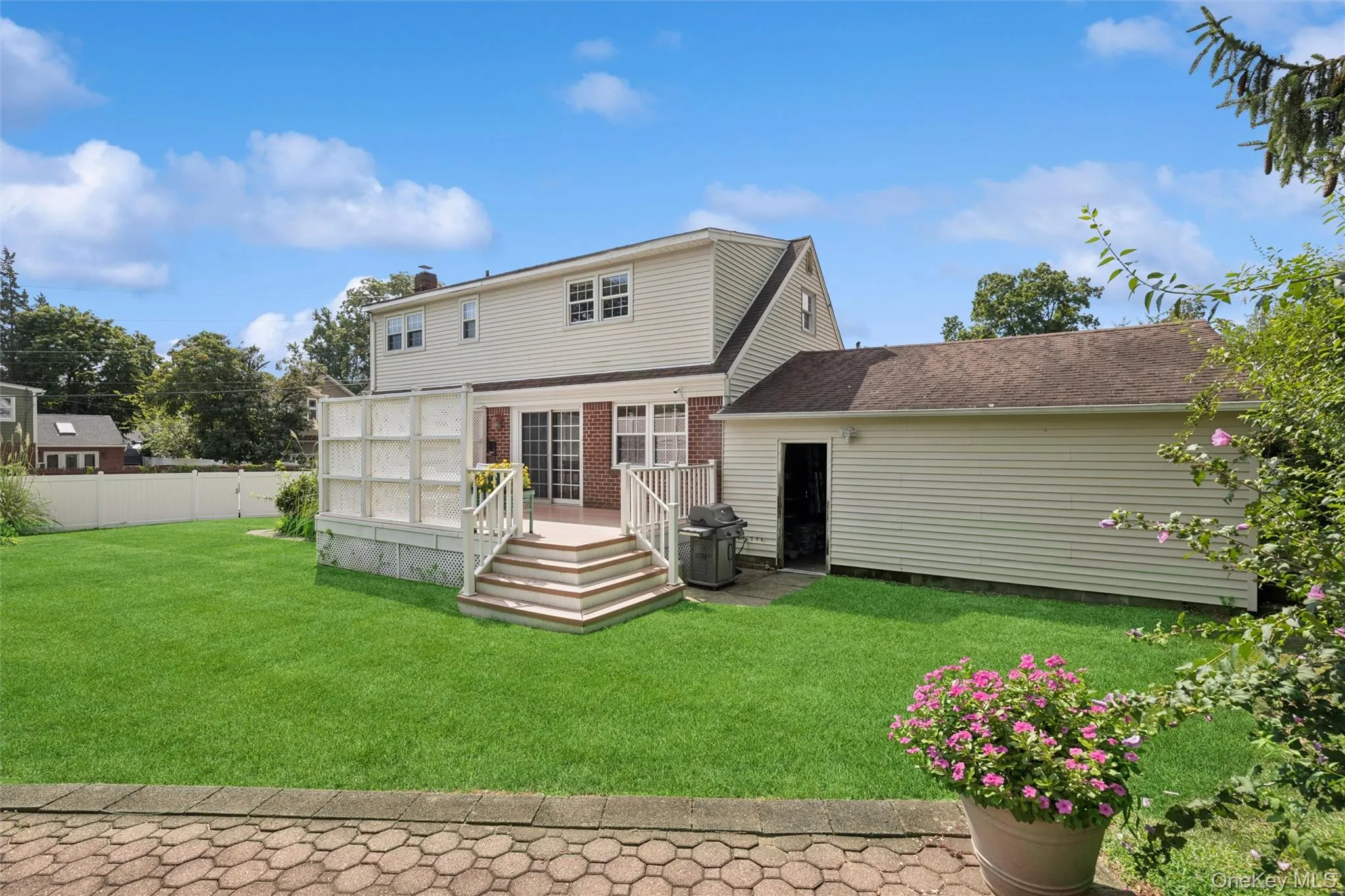 1 Clare Drive, Huntington, NY, 4 Bedrooms Bedrooms, 7 Rooms Rooms,2 BathroomsBathrooms,Residential,For Rent,Clare,0,1042981 1 Clare Drive, Huntington, NY, 4 Bedrooms Bedrooms, 7 Rooms Rooms,2 BathroomsBathrooms,Residential,For Rent,Clare,0,1042981