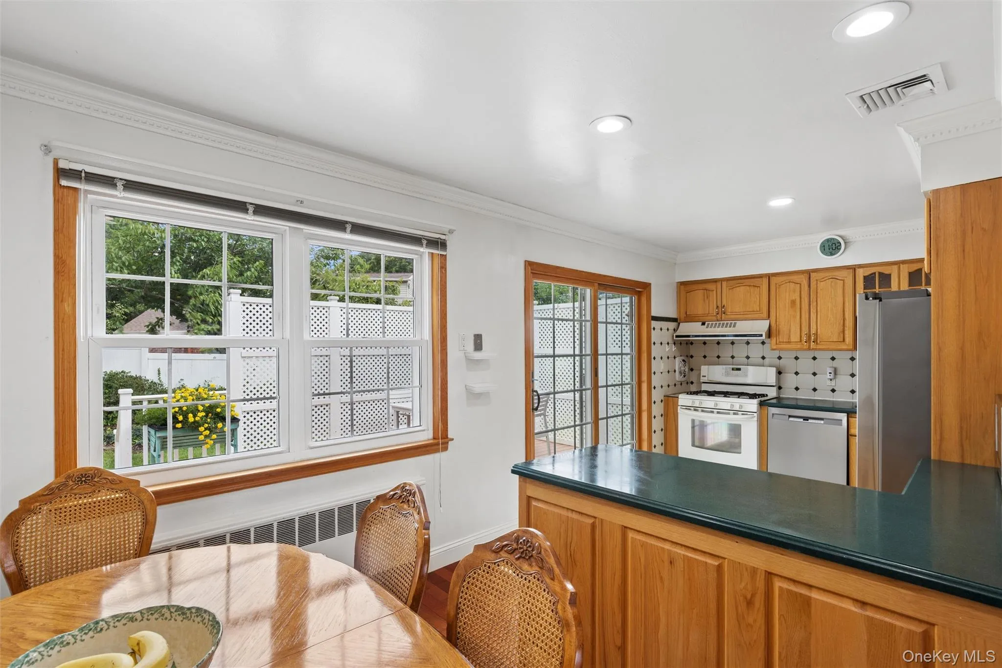 1 Clare Drive, Huntington, NY, 4 Bedrooms Bedrooms, 7 Rooms Rooms,2 BathroomsBathrooms,Residential,For Rent,Clare,0,1042981 1 Clare Drive, Huntington, NY, 4 Bedrooms Bedrooms, 7 Rooms Rooms,2 BathroomsBathrooms,Residential,For Rent,Clare,0,1042981
