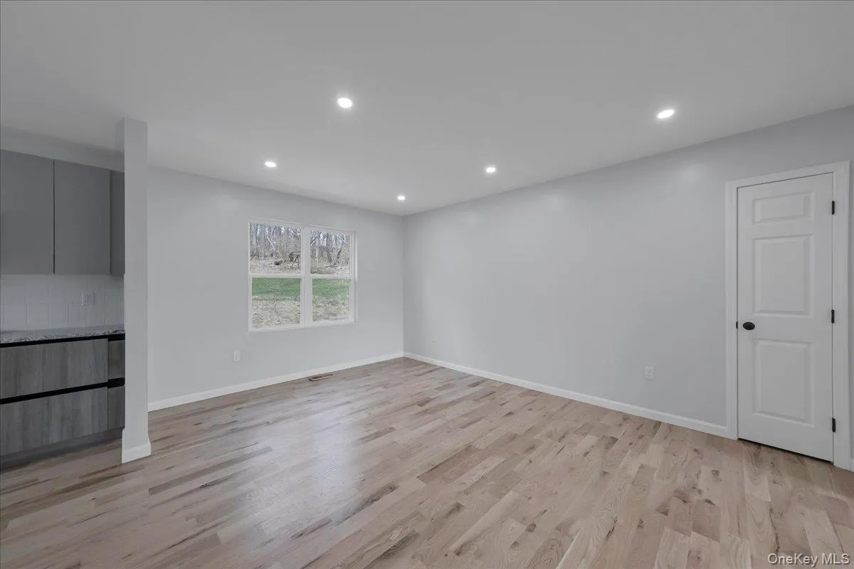 1435 Route 208, Blooming Grove, NY, 3 Bedrooms Bedrooms, 6 Rooms Rooms,2 BathroomsBathrooms,Residential Lease,For Rent,Route 208,0,1042982 1435 Route 208, Blooming Grove, NY, 3 Bedrooms Bedrooms, 6 Rooms Rooms,2 BathroomsBathrooms,Residential Lease,For Rent,Route 208,0,1042982