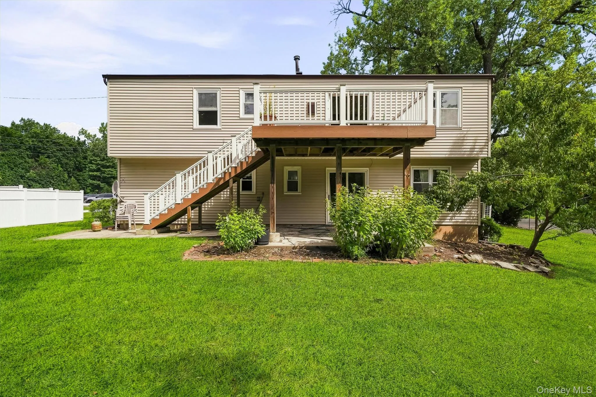 2 Maple Avenue, Orangetown, NY, 5 Bedrooms Bedrooms, 9 Rooms Rooms,2 BathroomsBathrooms,Residential,For Rent,Maple,0,1042986 2 Maple Avenue, Orangetown, NY, 5 Bedrooms Bedrooms, 9 Rooms Rooms,2 BathroomsBathrooms,Residential,For Rent,Maple,0,1042986