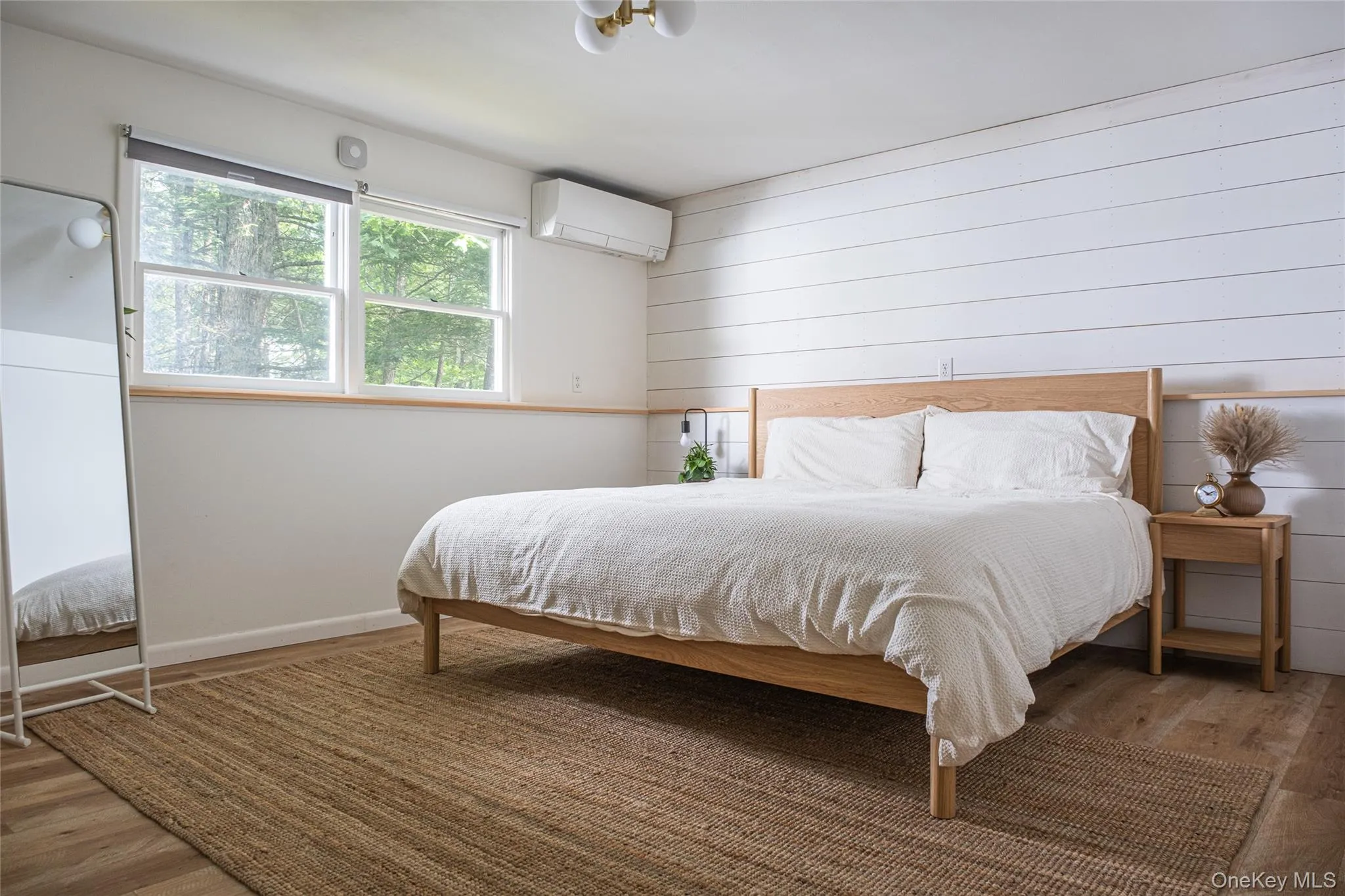 4 Munchkin Lane, Woodstock, NY, 4 Bedrooms Bedrooms, 10 Rooms Rooms,2 BathroomsBathrooms,Residential Lease,For Rent,Munchkin,0,1042987 4 Munchkin Lane, Woodstock, NY, 4 Bedrooms Bedrooms, 10 Rooms Rooms,2 BathroomsBathrooms,Residential Lease,For Rent,Munchkin,0,1042987
