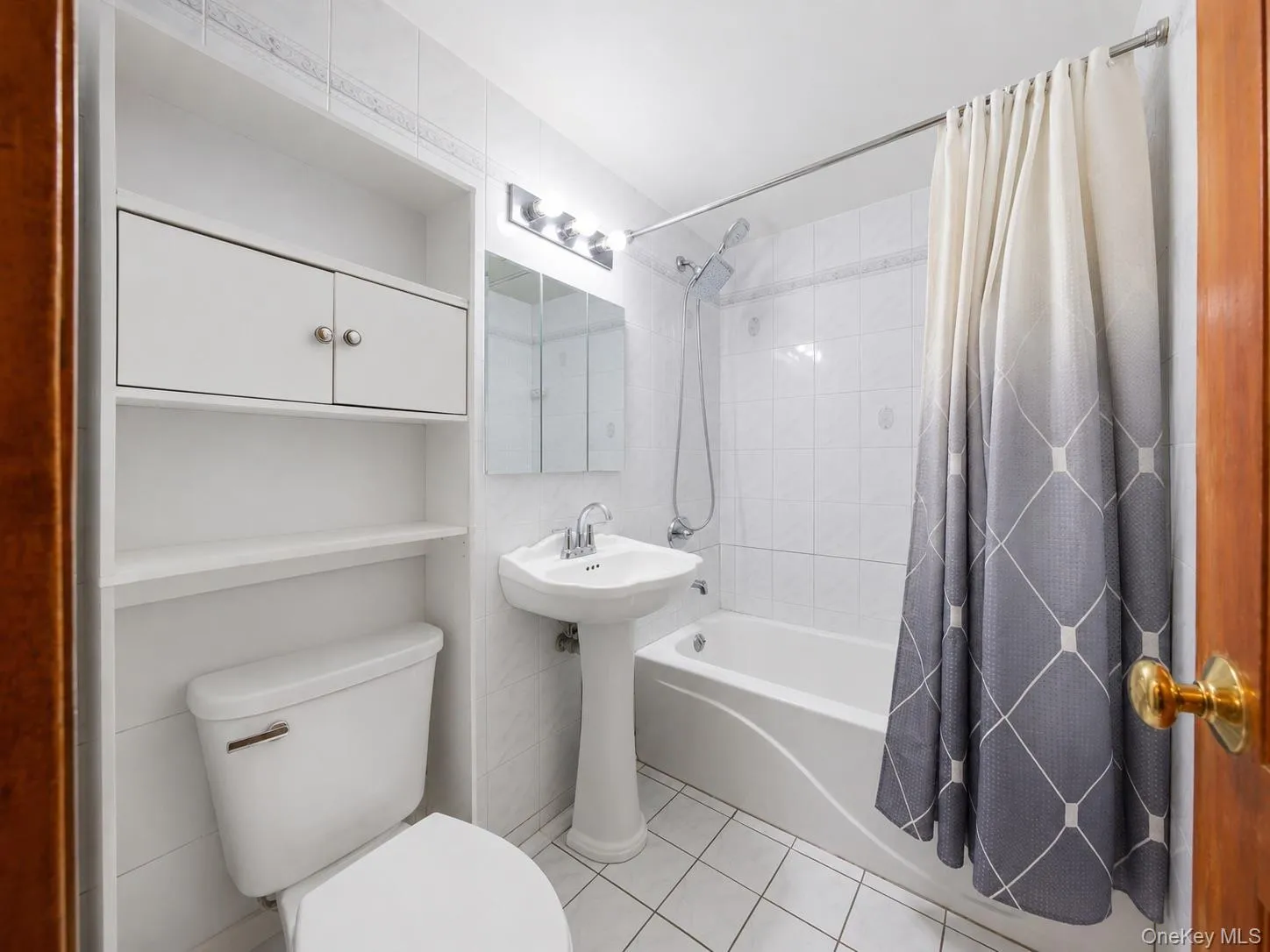 210 Brooklyn Avenue, New York, NY, 7 Bedrooms Bedrooms, 18 Rooms Rooms,2 BathroomsBathrooms,Residential,For Rent,Brooklyn,0,1042989 210 Brooklyn Avenue, New York, NY, 7 Bedrooms Bedrooms, 18 Rooms Rooms,2 BathroomsBathrooms,Residential,For Rent,Brooklyn,0,1042989