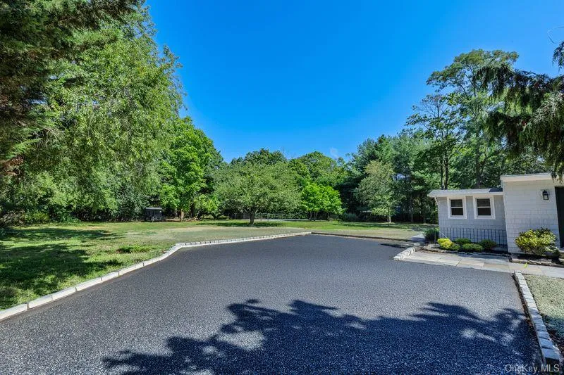 511 Montauk Highway, Brookhaven, NY, 5 Bedrooms Bedrooms, 10 Rooms Rooms,3 BathroomsBathrooms,Residential,For Rent,Montauk,0,1042991 511 Montauk Highway, Brookhaven, NY, 5 Bedrooms Bedrooms, 10 Rooms Rooms,3 BathroomsBathrooms,Residential,For Rent,Montauk,0,1042991