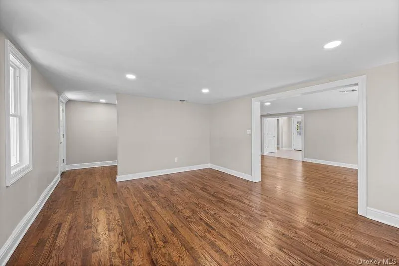 511 Montauk Highway, Brookhaven, NY, 5 Bedrooms Bedrooms, 10 Rooms Rooms,3 BathroomsBathrooms,Residential,For Rent,Montauk,0,1042991 511 Montauk Highway, Brookhaven, NY, 5 Bedrooms Bedrooms, 10 Rooms Rooms,3 BathroomsBathrooms,Residential,For Rent,Montauk,0,1042991