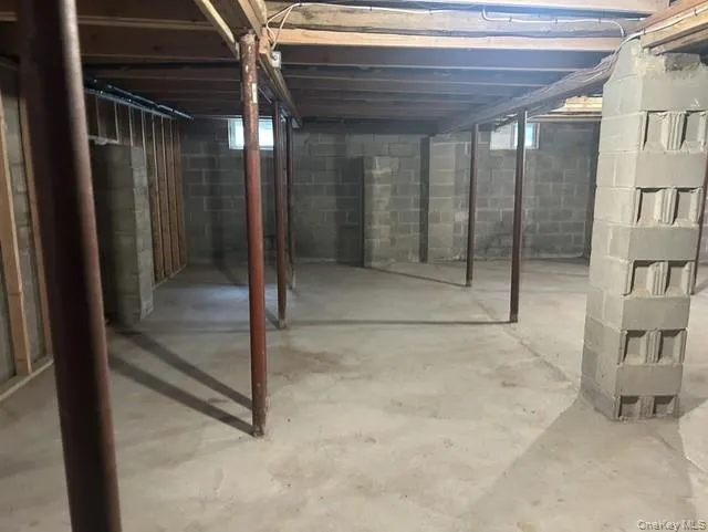 511 Montauk Highway, Brookhaven, NY, 5 Bedrooms Bedrooms, 10 Rooms Rooms,3 BathroomsBathrooms,Residential,For Rent,Montauk,0,1042991 511 Montauk Highway, Brookhaven, NY, 5 Bedrooms Bedrooms, 10 Rooms Rooms,3 BathroomsBathrooms,Residential,For Rent,Montauk,0,1042991