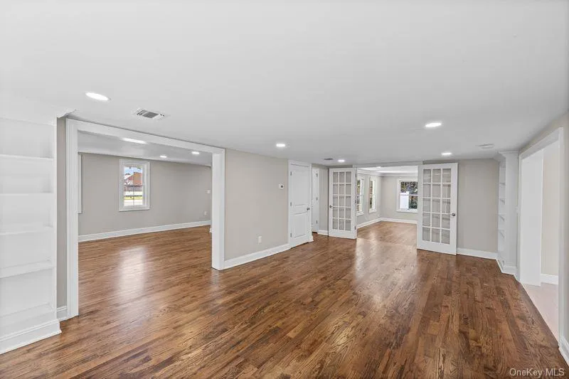 511 Montauk Highway, Brookhaven, NY, 5 Bedrooms Bedrooms, 10 Rooms Rooms,3 BathroomsBathrooms,Residential,For Rent,Montauk,0,1042991 511 Montauk Highway, Brookhaven, NY, 5 Bedrooms Bedrooms, 10 Rooms Rooms,3 BathroomsBathrooms,Residential,For Rent,Montauk,0,1042991