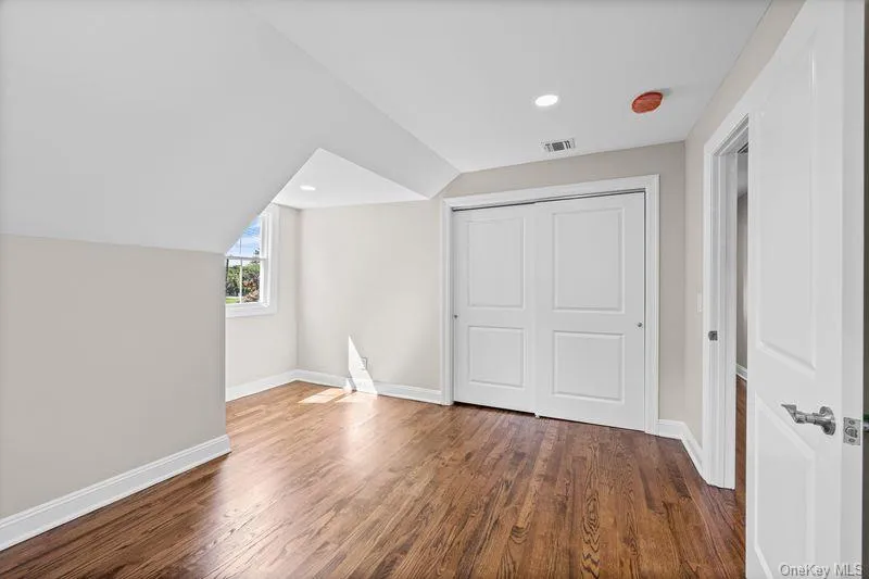 511 Montauk Highway, Brookhaven, NY, 5 Bedrooms Bedrooms, 10 Rooms Rooms,3 BathroomsBathrooms,Residential,For Rent,Montauk,0,1042991 511 Montauk Highway, Brookhaven, NY, 5 Bedrooms Bedrooms, 10 Rooms Rooms,3 BathroomsBathrooms,Residential,For Rent,Montauk,0,1042991