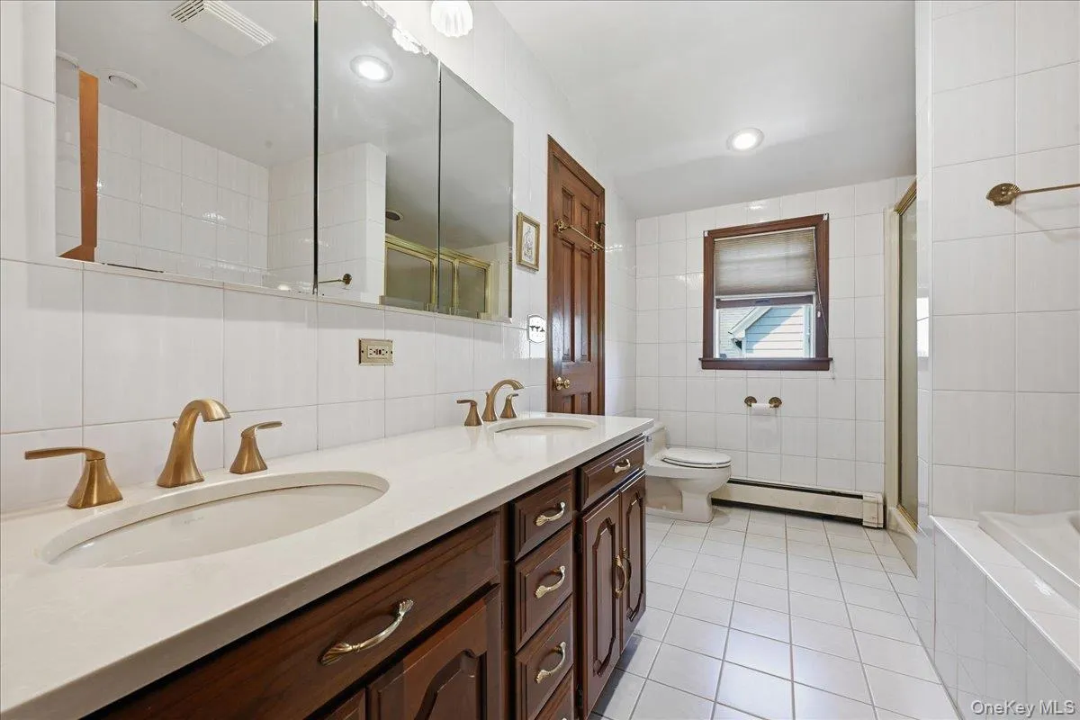 73 Chestnut Avenue, Hempstead, NY, 4 Bedrooms Bedrooms, 10 Rooms Rooms,3 BathroomsBathrooms,Residential,For Rent,Chestnut,0,1043001 73 Chestnut Avenue, Hempstead, NY, 4 Bedrooms Bedrooms, 10 Rooms Rooms,3 BathroomsBathrooms,Residential,For Rent,Chestnut,0,1043001