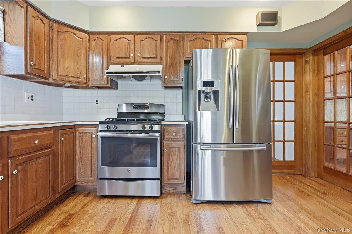73 Chestnut Avenue, Hempstead, NY, 4 Bedrooms Bedrooms, 10 Rooms Rooms,3 BathroomsBathrooms,Residential,For Rent,Chestnut,0,1043001 73 Chestnut Avenue, Hempstead, NY, 4 Bedrooms Bedrooms, 10 Rooms Rooms,3 BathroomsBathrooms,Residential,For Rent,Chestnut,0,1043001