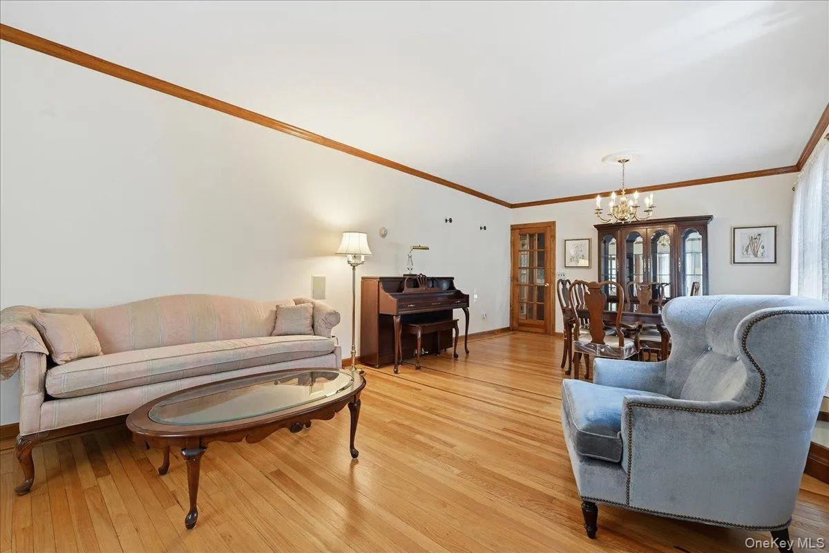 73 Chestnut Avenue, Hempstead, NY, 4 Bedrooms Bedrooms, 10 Rooms Rooms,3 BathroomsBathrooms,Residential,For Rent,Chestnut,0,1043001 73 Chestnut Avenue, Hempstead, NY, 4 Bedrooms Bedrooms, 10 Rooms Rooms,3 BathroomsBathrooms,Residential,For Rent,Chestnut,0,1043001