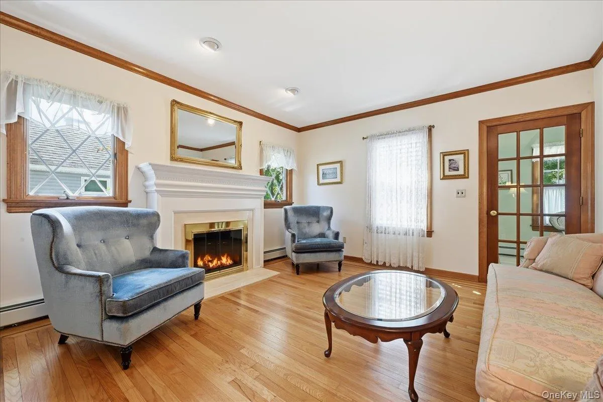 73 Chestnut Avenue, Hempstead, NY, 4 Bedrooms Bedrooms, 10 Rooms Rooms,3 BathroomsBathrooms,Residential,For Rent,Chestnut,0,1043001 73 Chestnut Avenue, Hempstead, NY, 4 Bedrooms Bedrooms, 10 Rooms Rooms,3 BathroomsBathrooms,Residential,For Rent,Chestnut,0,1043001